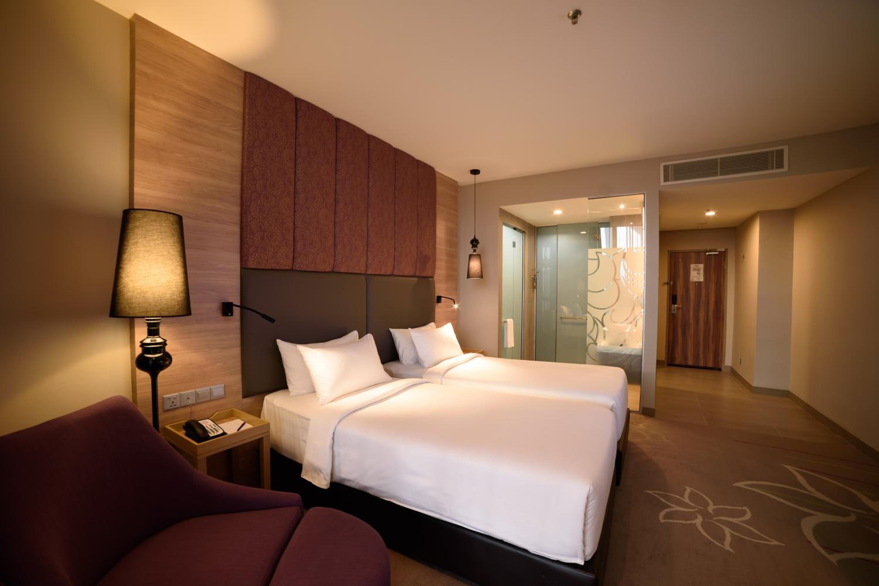 Superior Room with 2 Single Beds photo 2