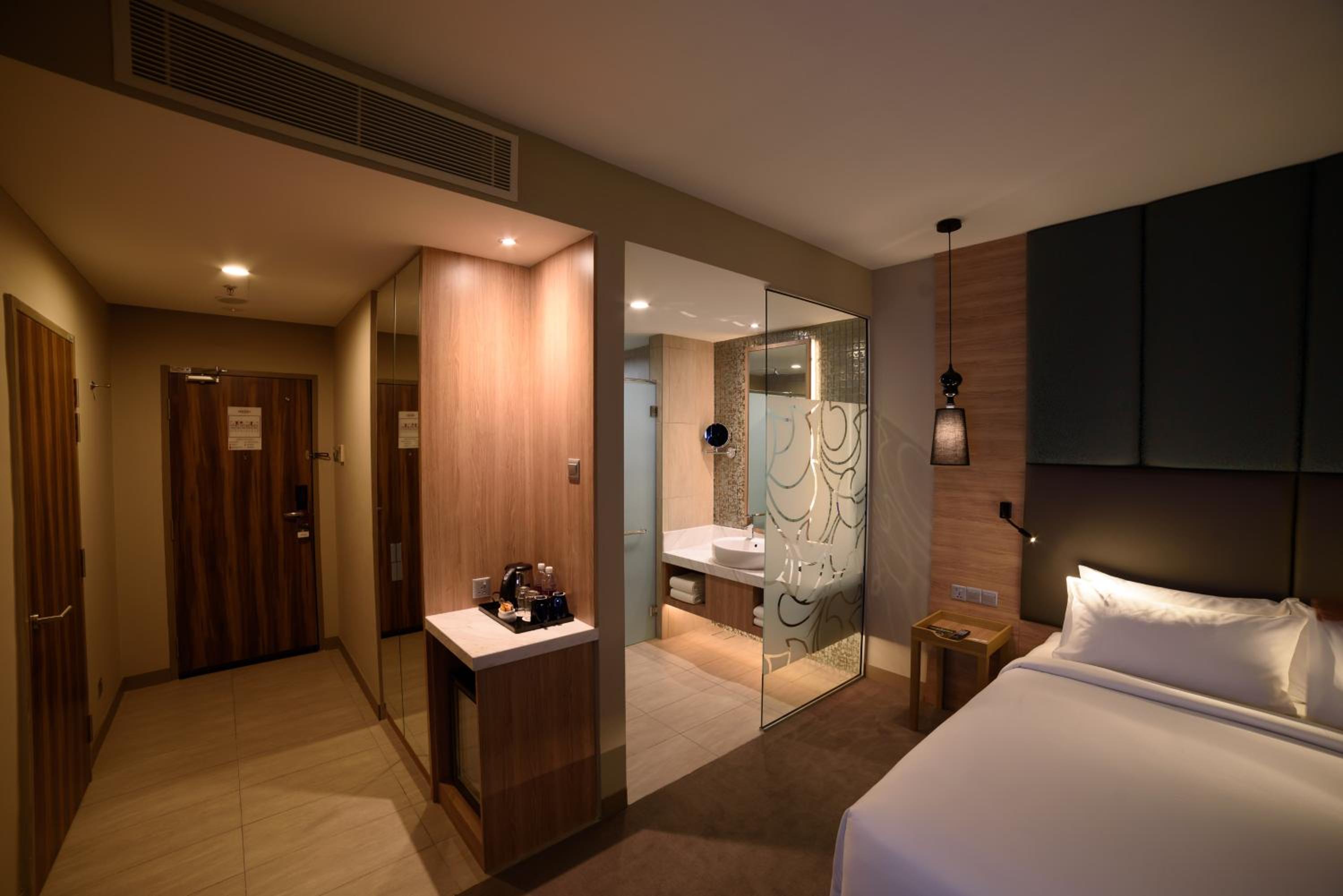 Superior Room with 1 Double Bed, Executive Floor photo 3