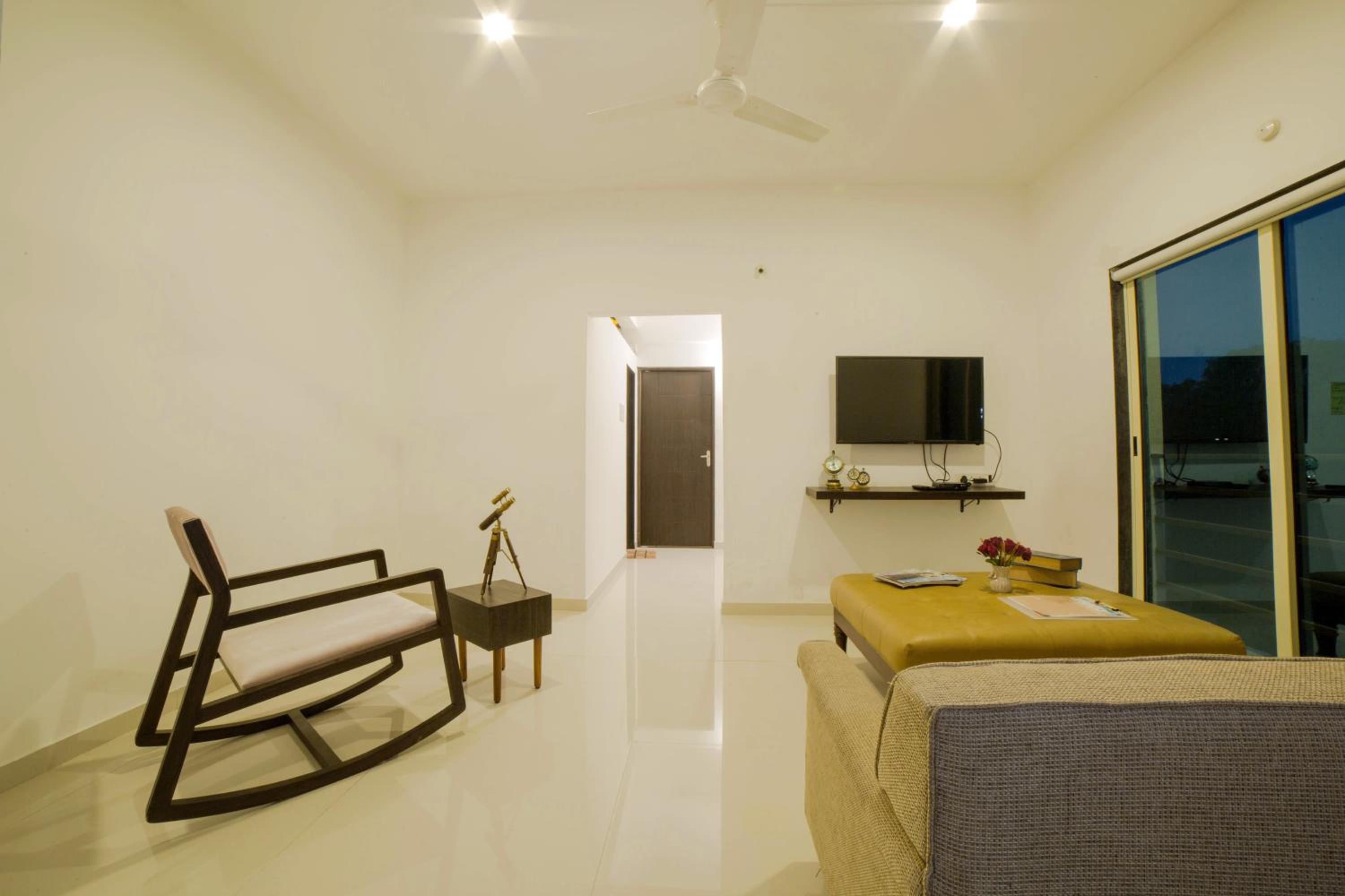 One-Bedroom Apartment - Photo 9