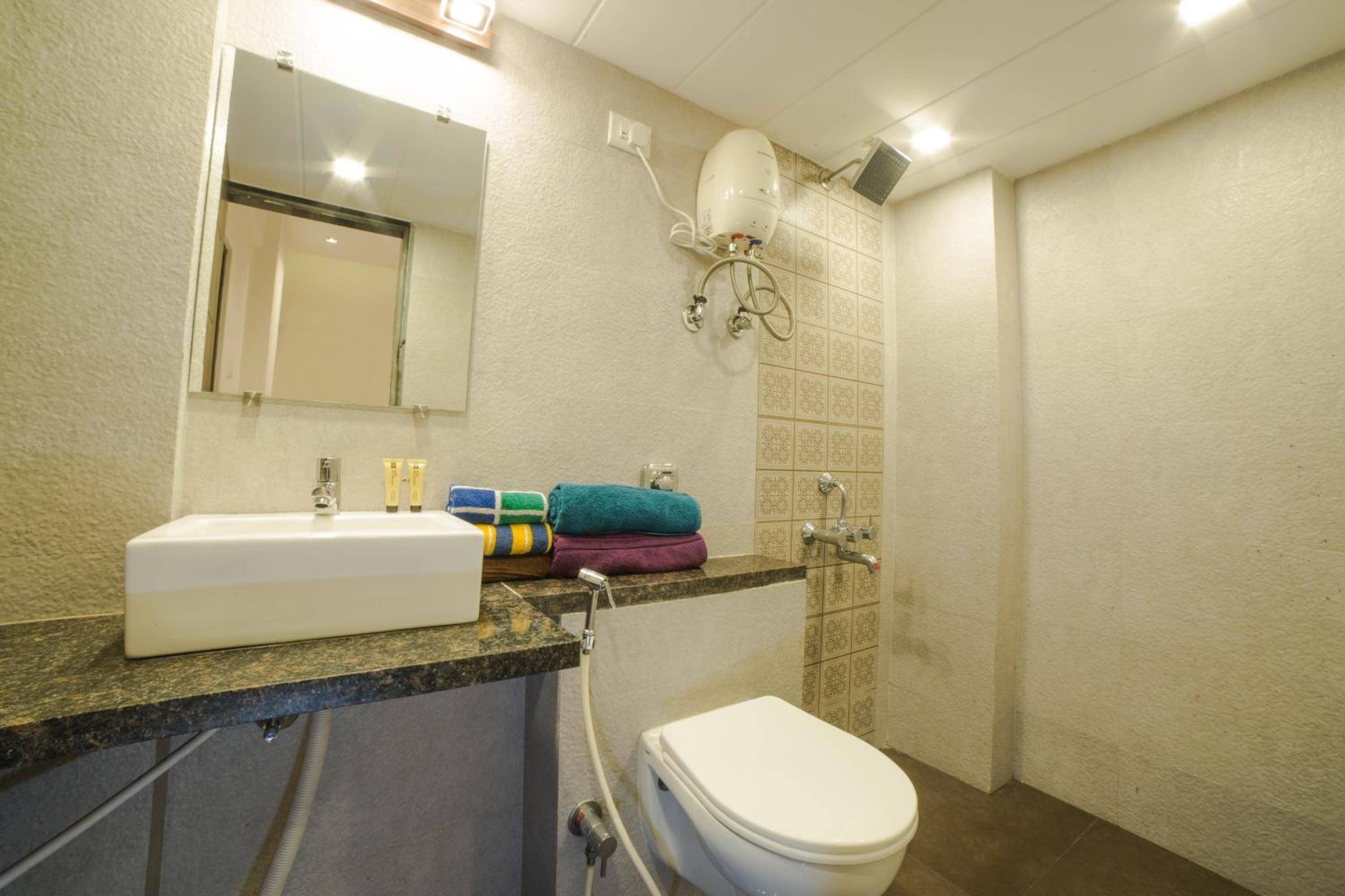 One-Bedroom Apartment - Photo 19