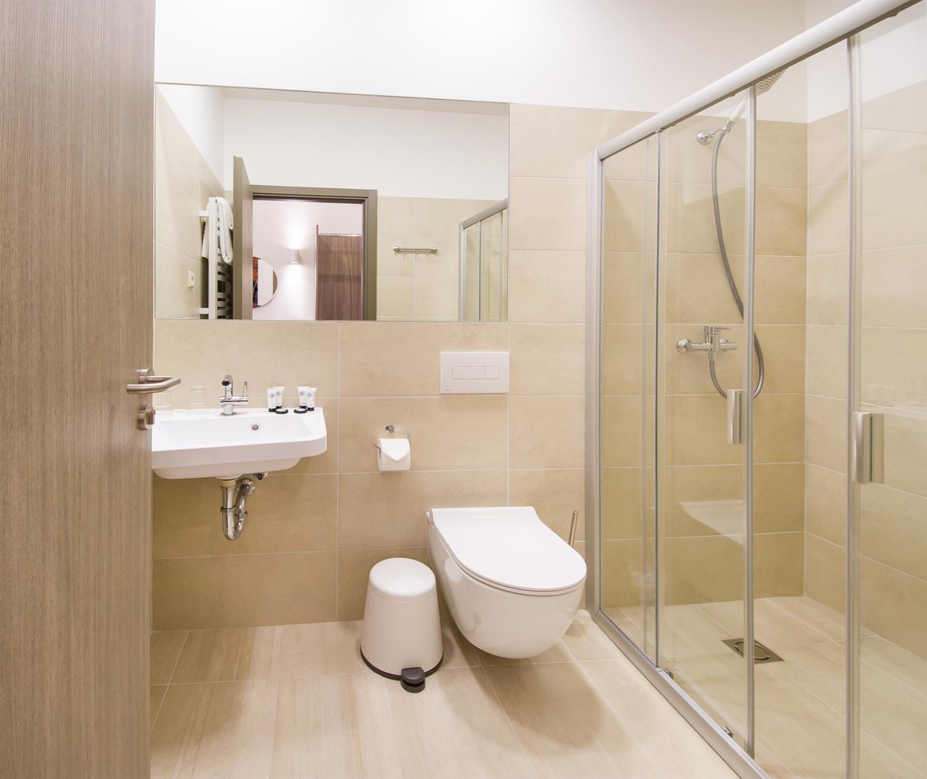 Standard Double or Twin Room photo 2