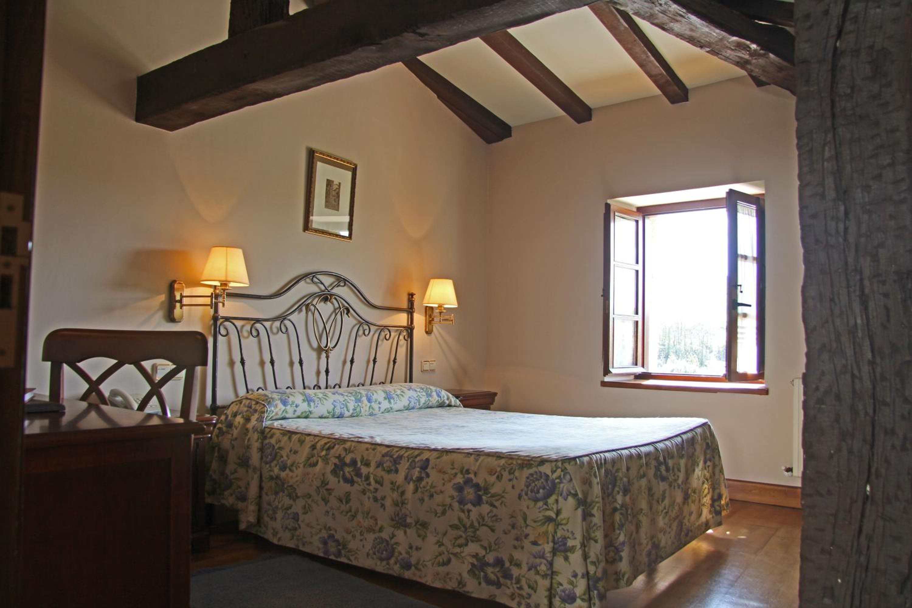 Habitación Doble o con Dos Camas