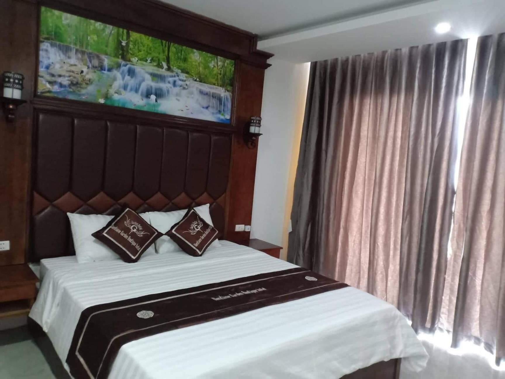 Deluxe Double Room with Balcony photo 1