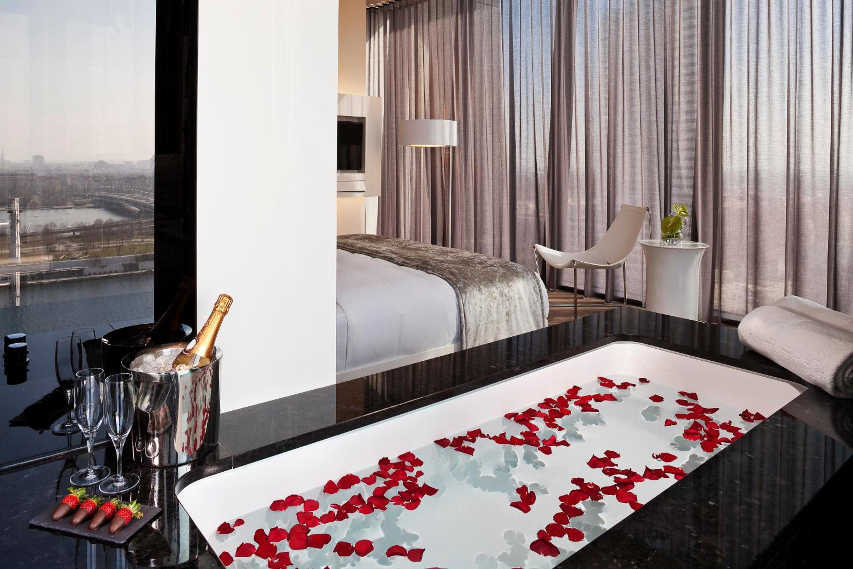 Grand Premium Room with Panoramic View photo 2