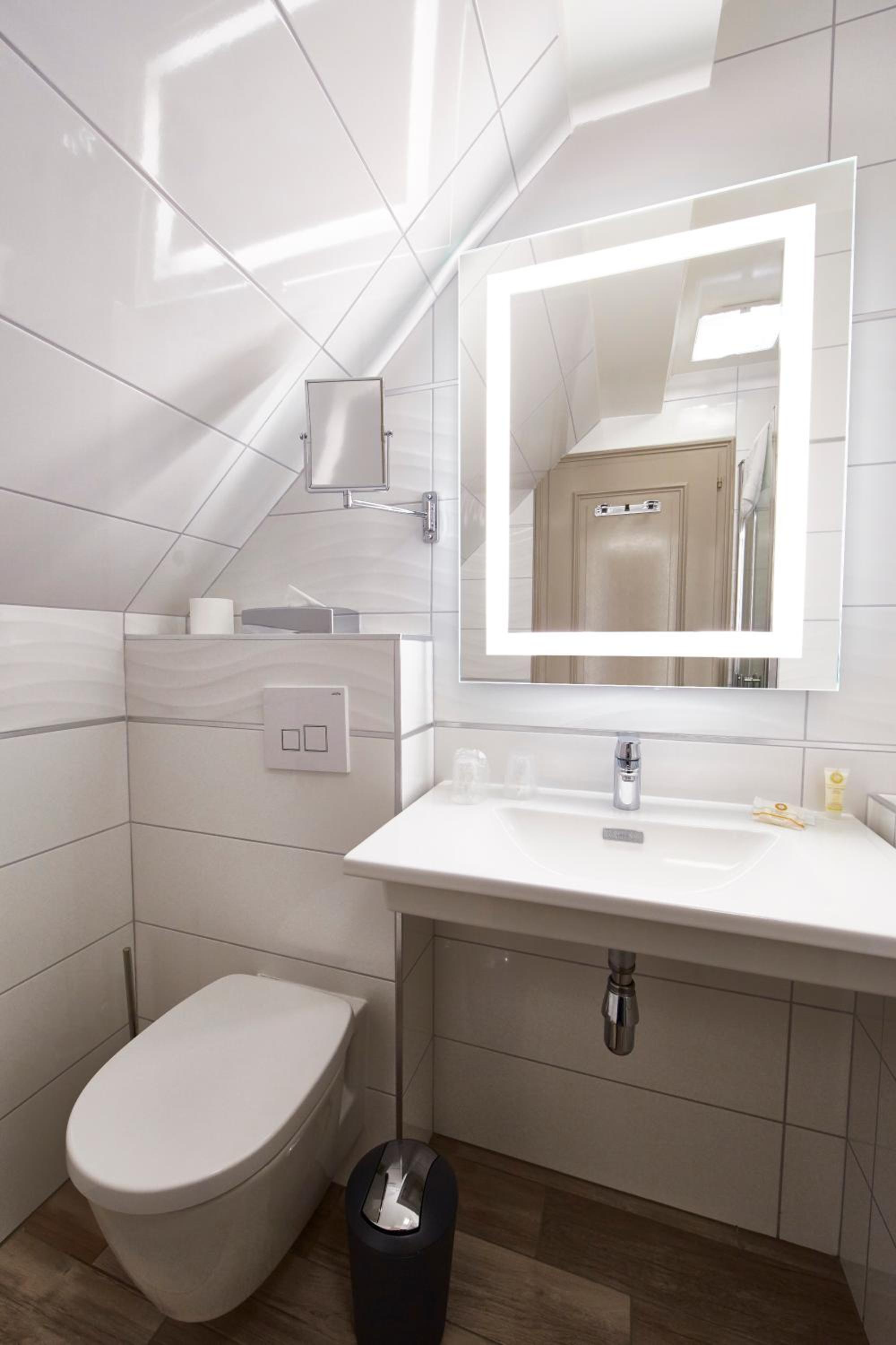 Deluxe Quadruple Room - Photo 5