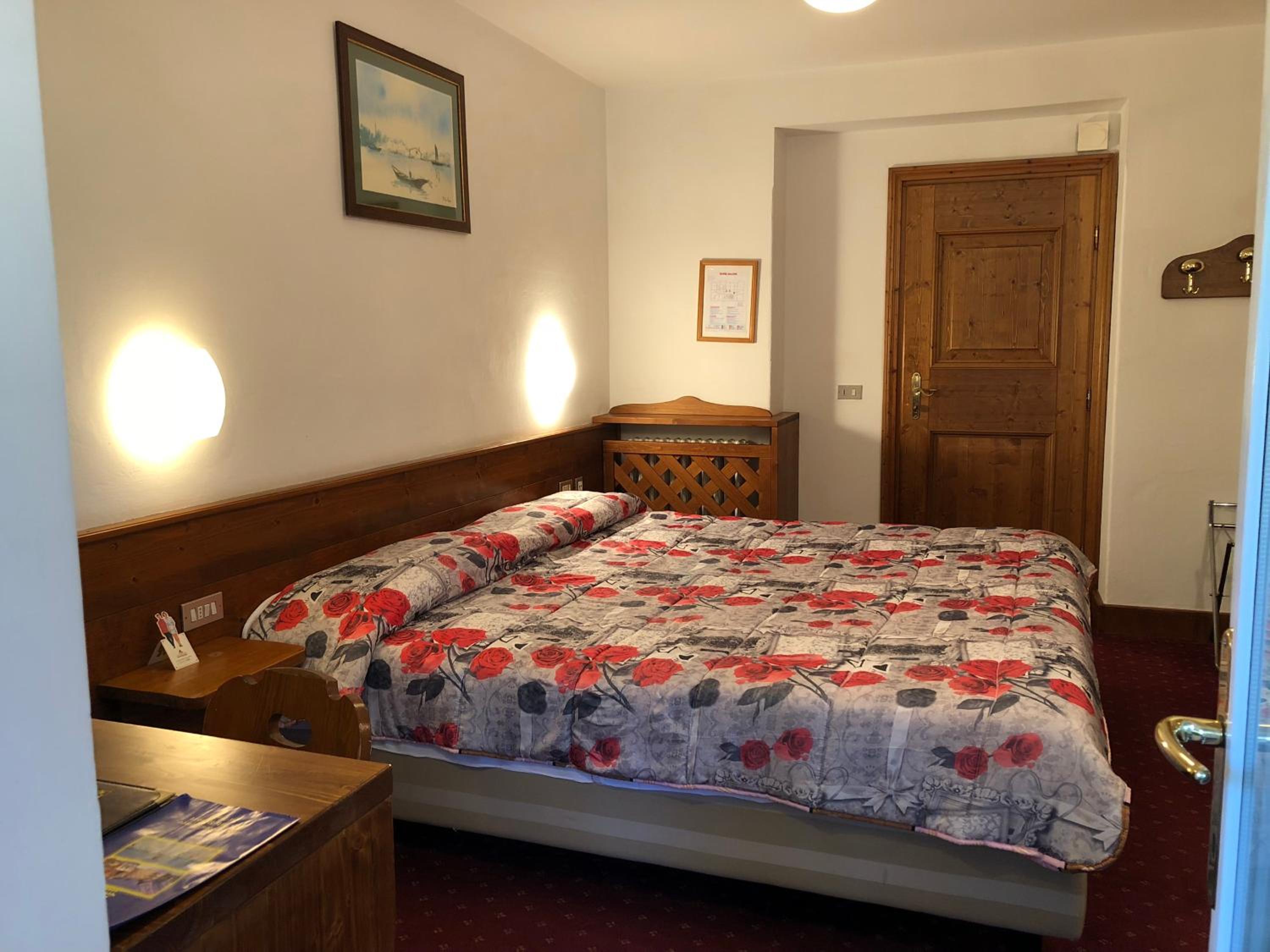 Double Room - Photo 1