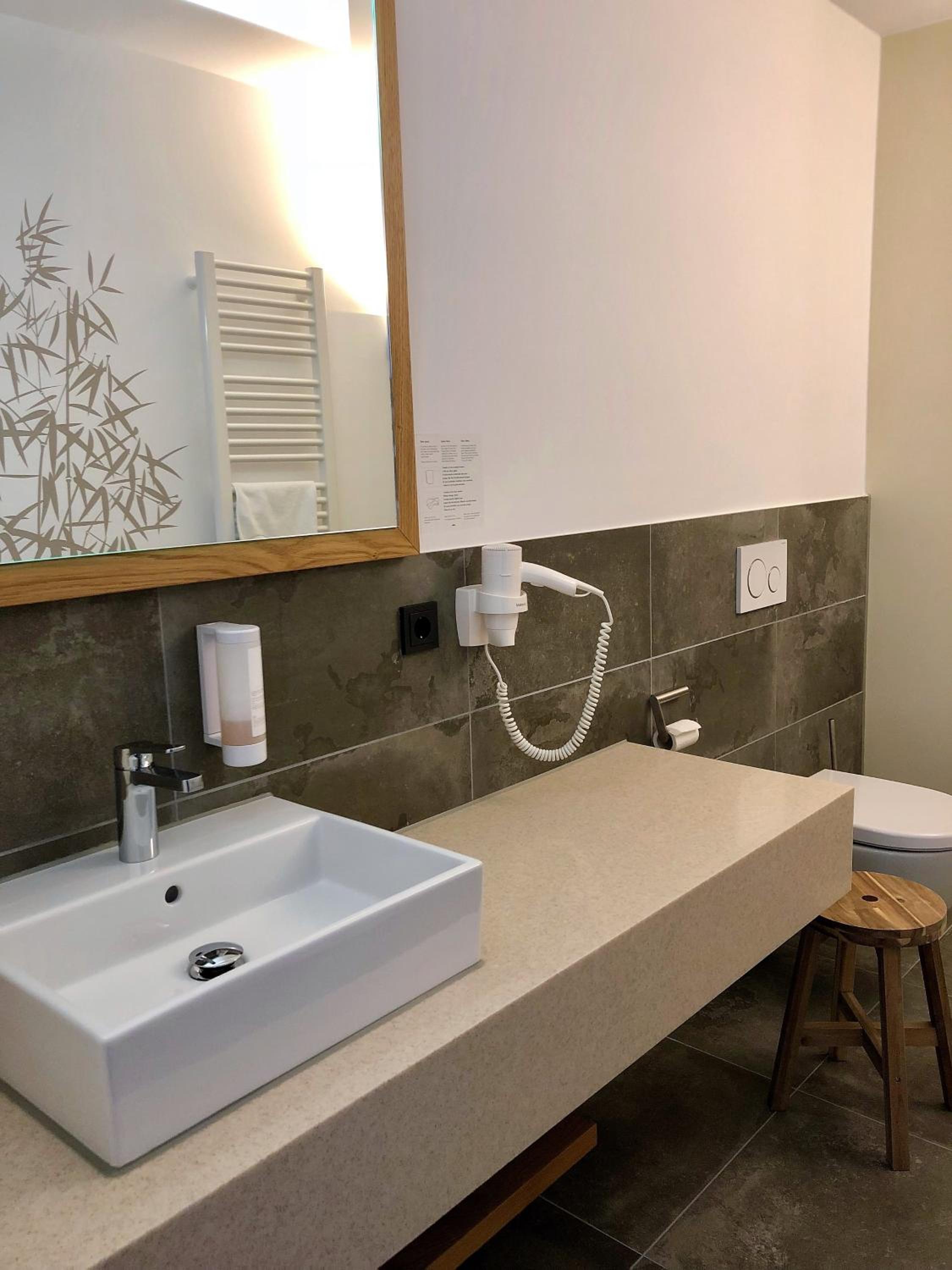 Premium Double Room - Photo 2