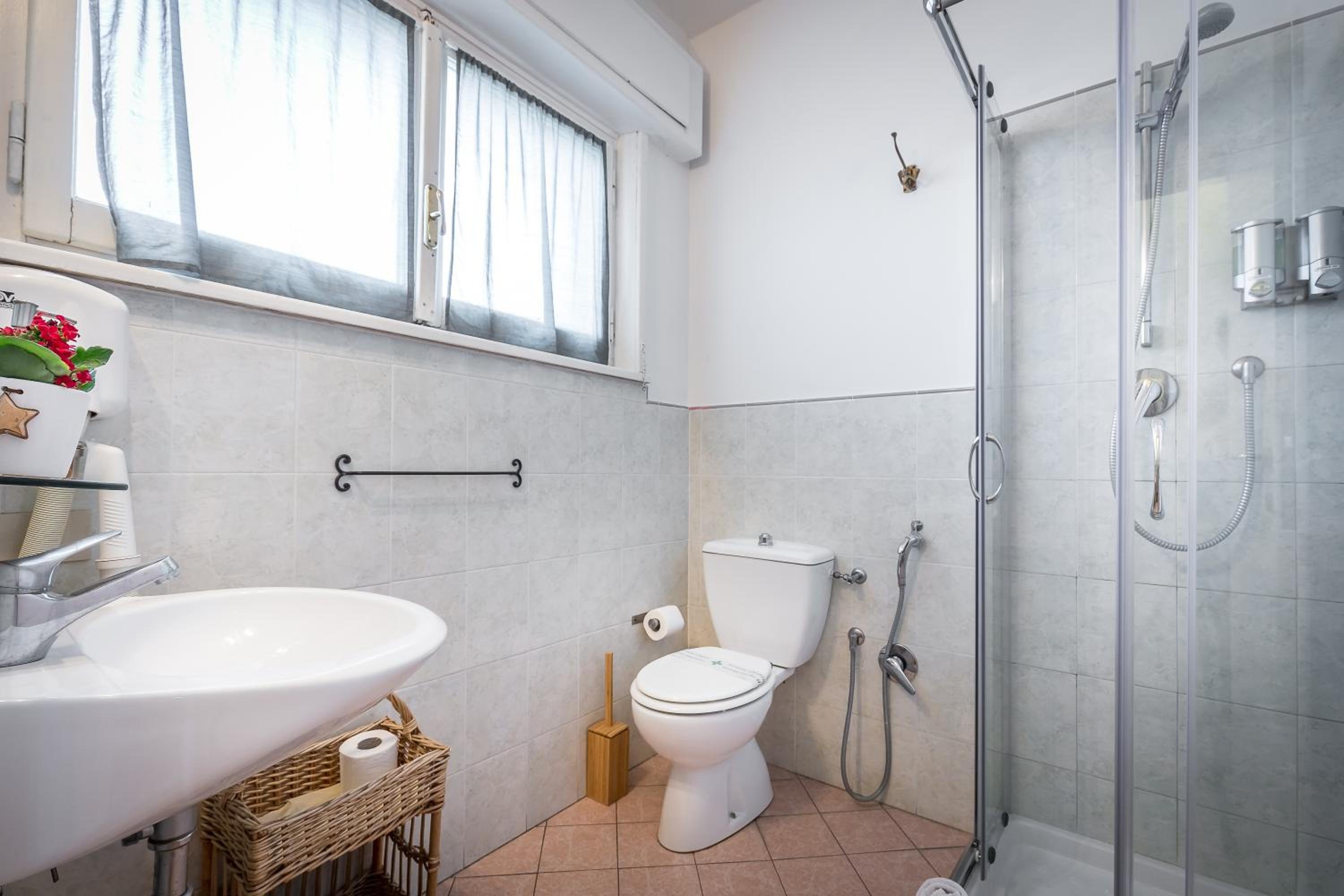 Double or Twin Room photo 2