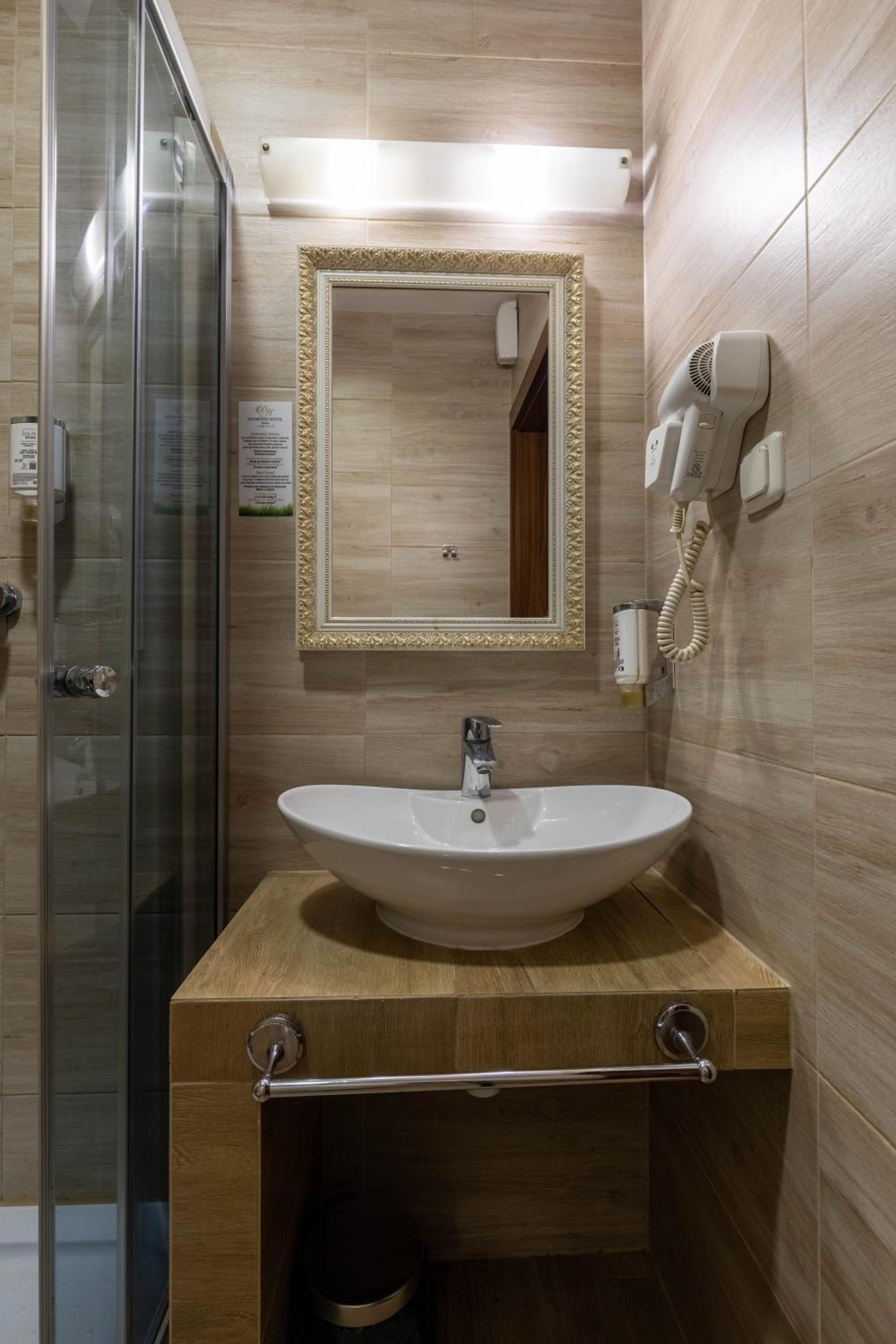 Deluxe Double Room with Extra Bed