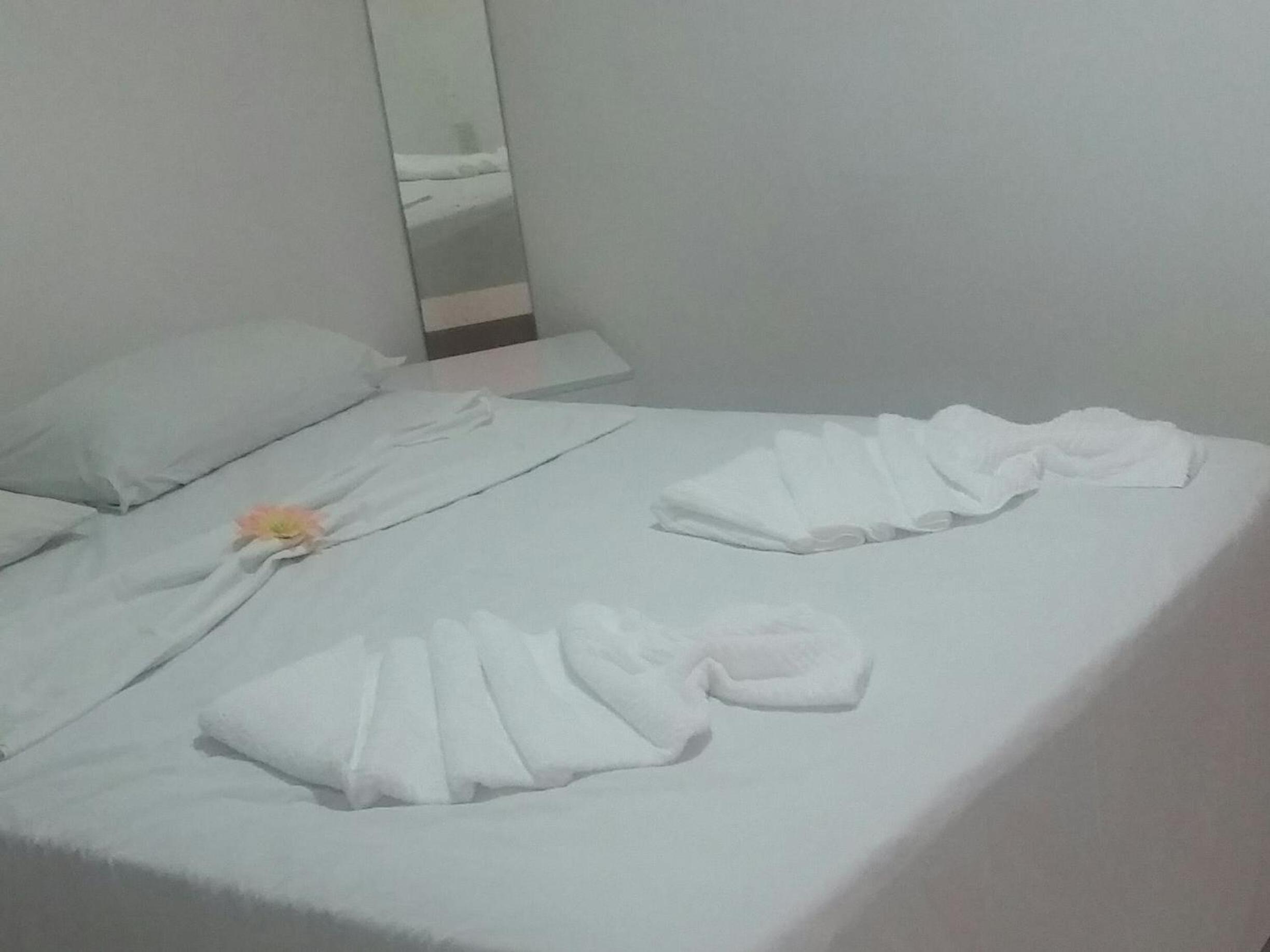 Double Room - Photo 7