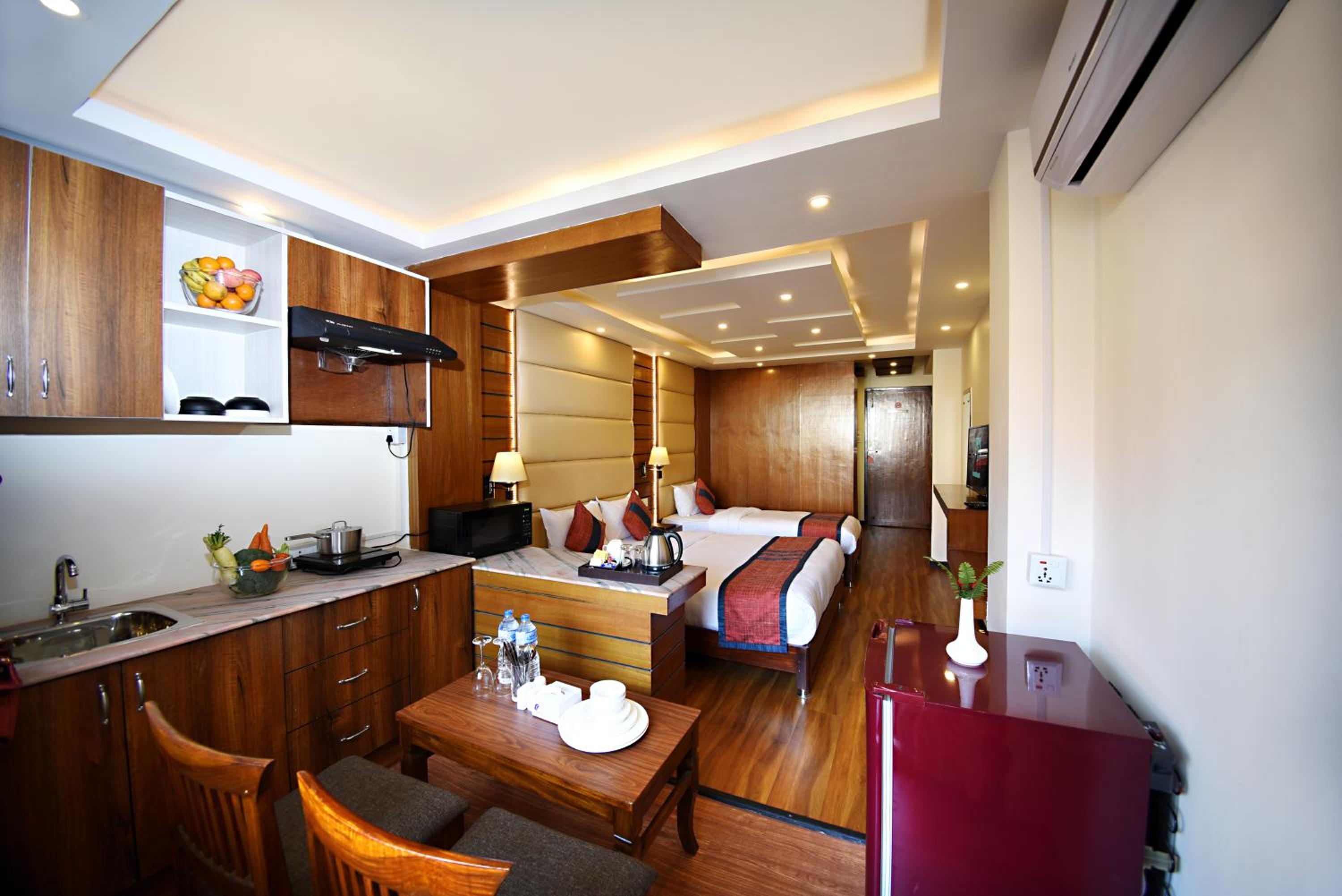Apartment with Balcony - Complimentary Airport Pick up or Drop