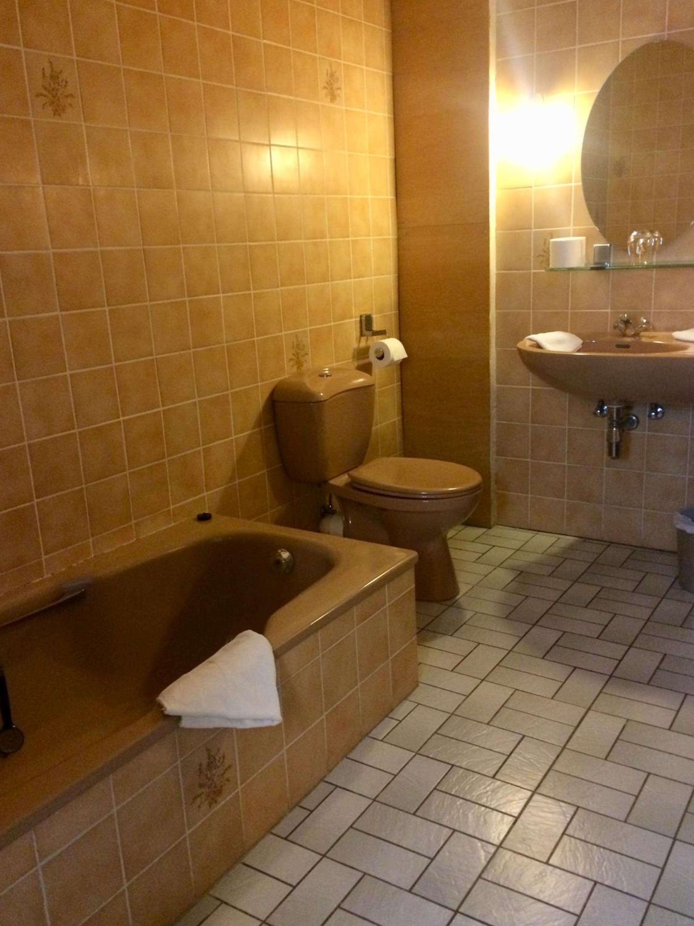 Single Room photo 2