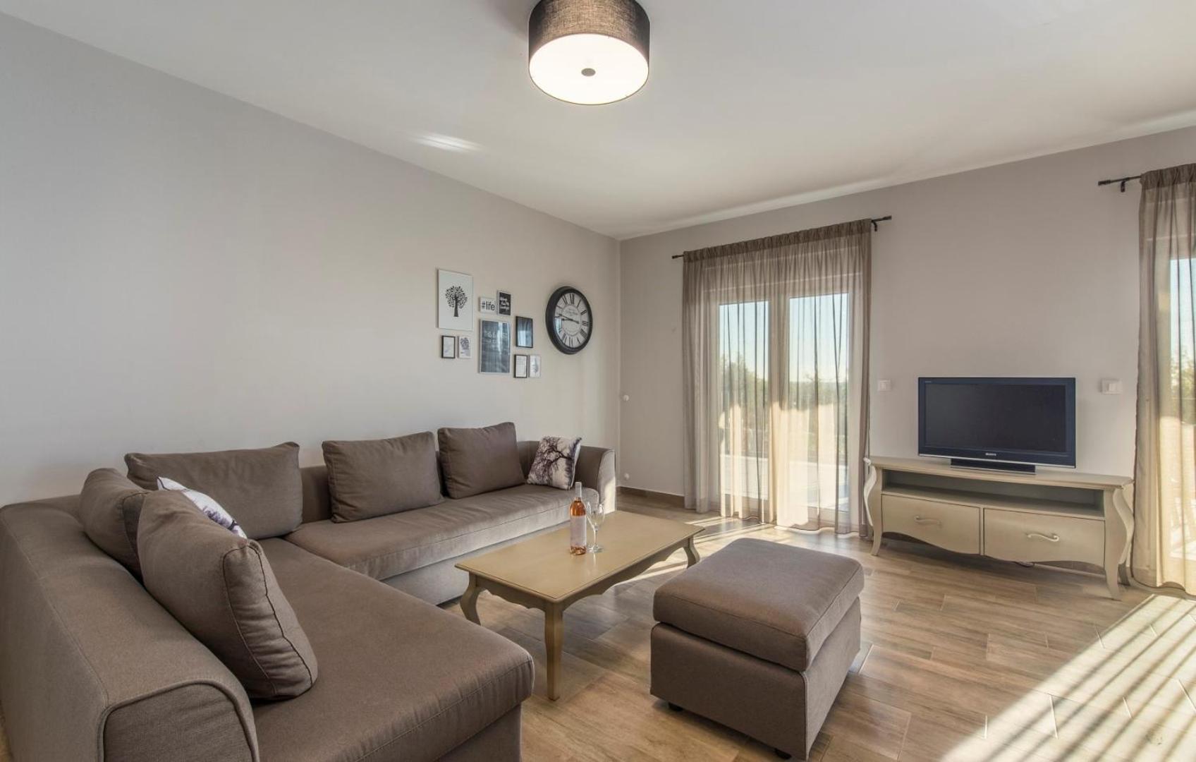 Villa with Sea View photo 1