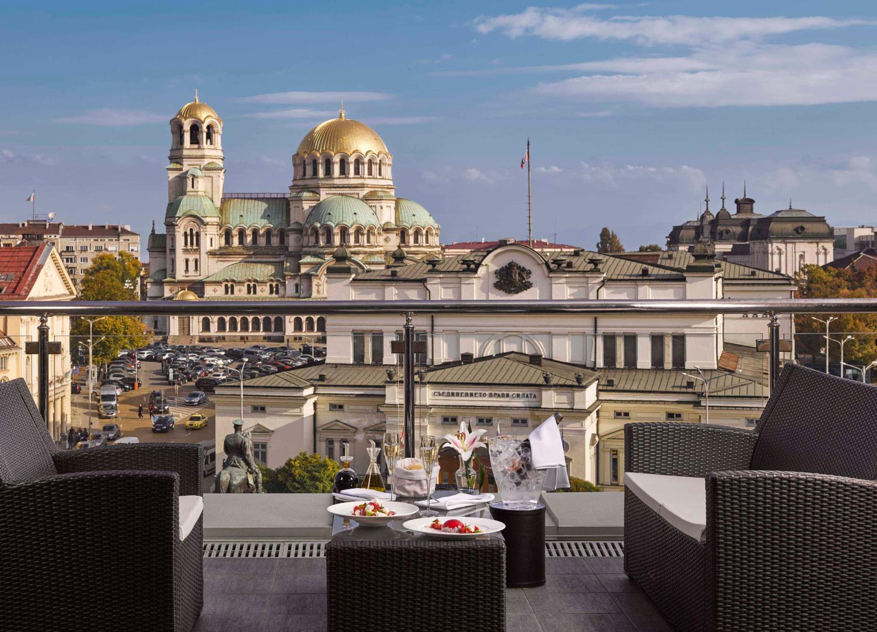 King Suite with Cathedral View and Terrace - Photo 18