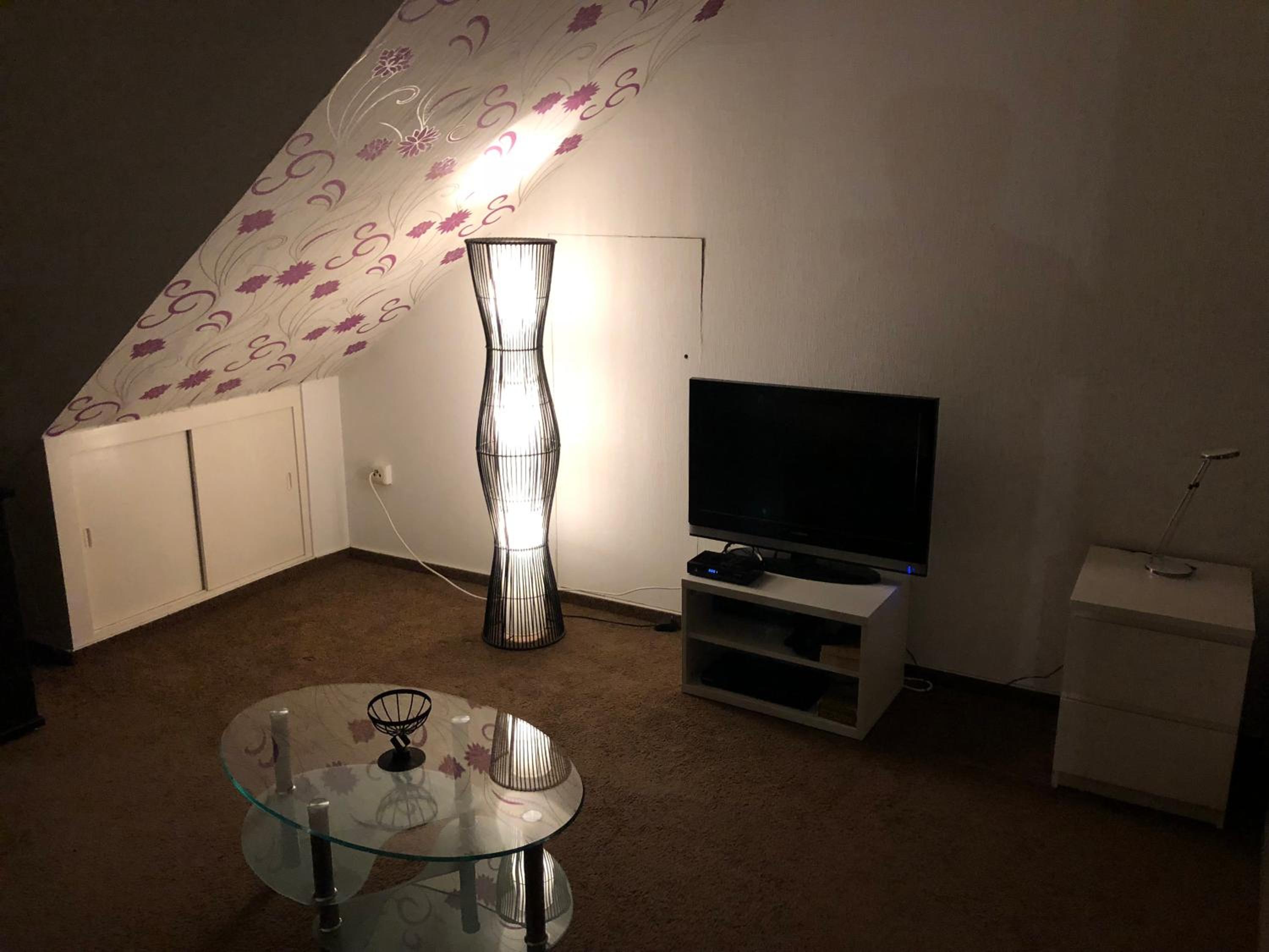 One-Bedroom Apartment - Photo 1