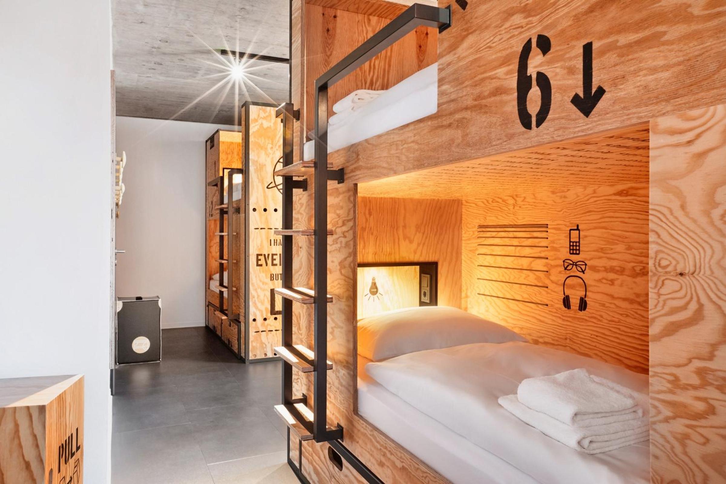 Double Room with Shared Bathroom photo 1