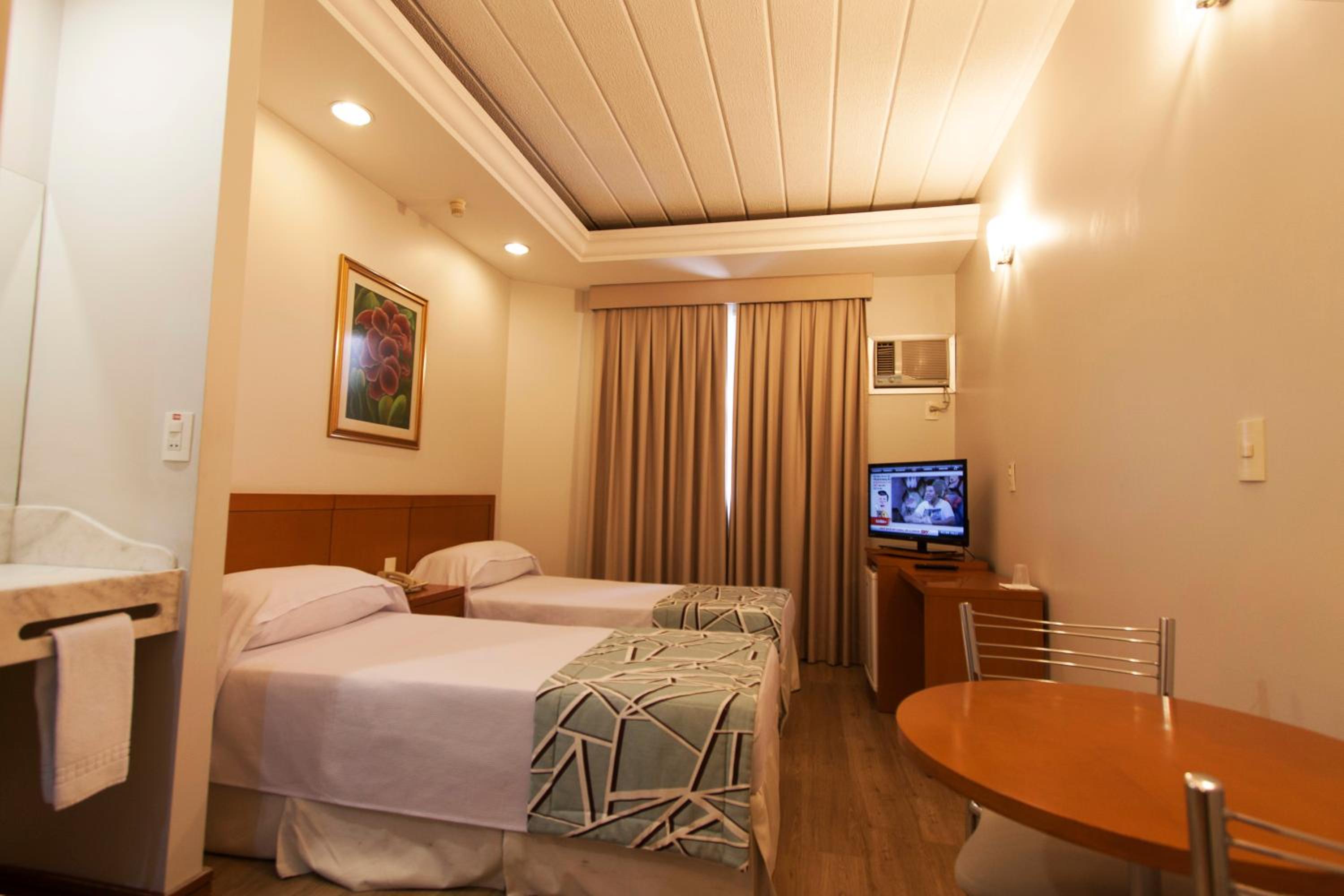 Standard Twin Apartment