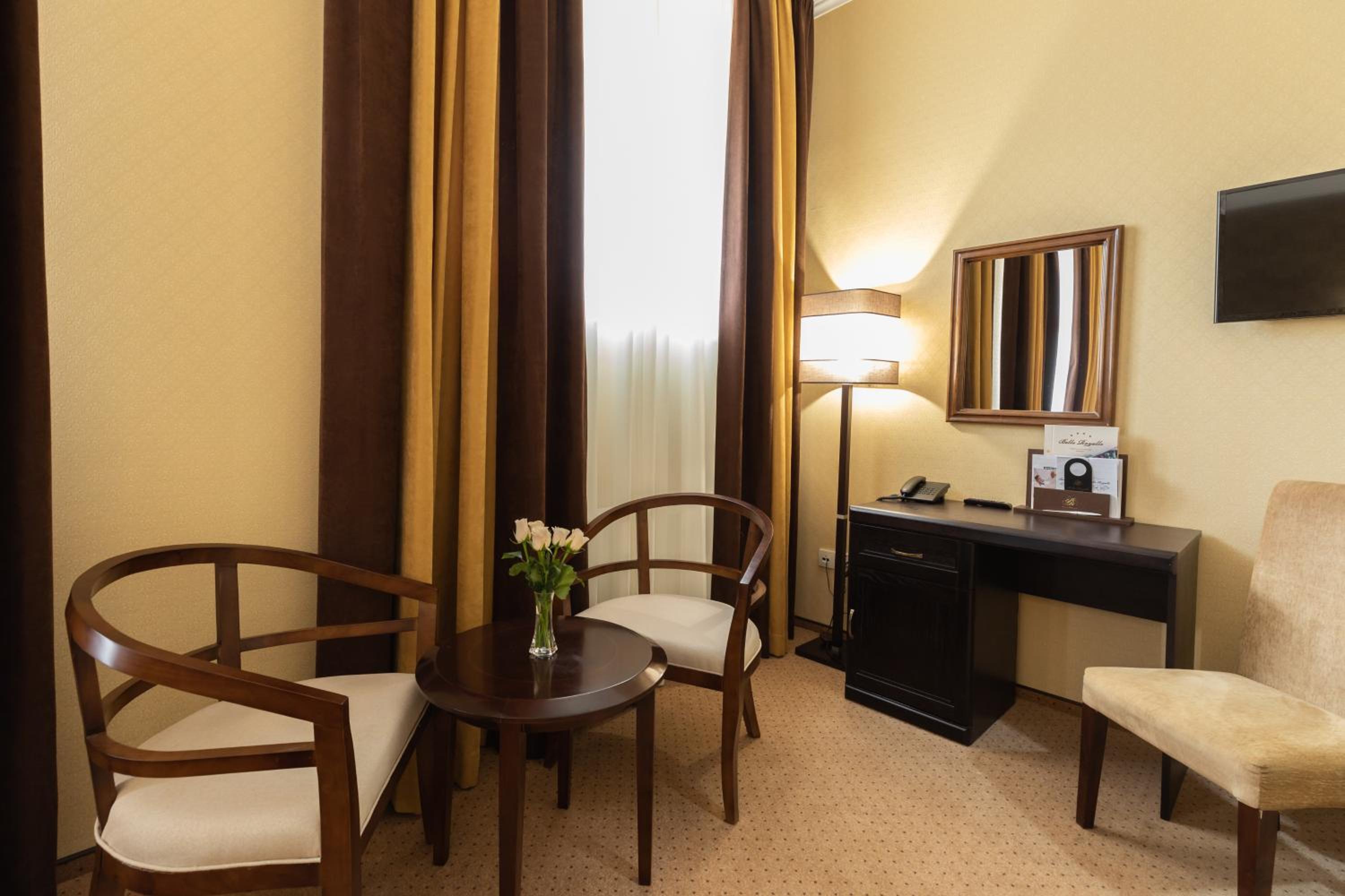 Superior Twin Room with Garden View photo 1