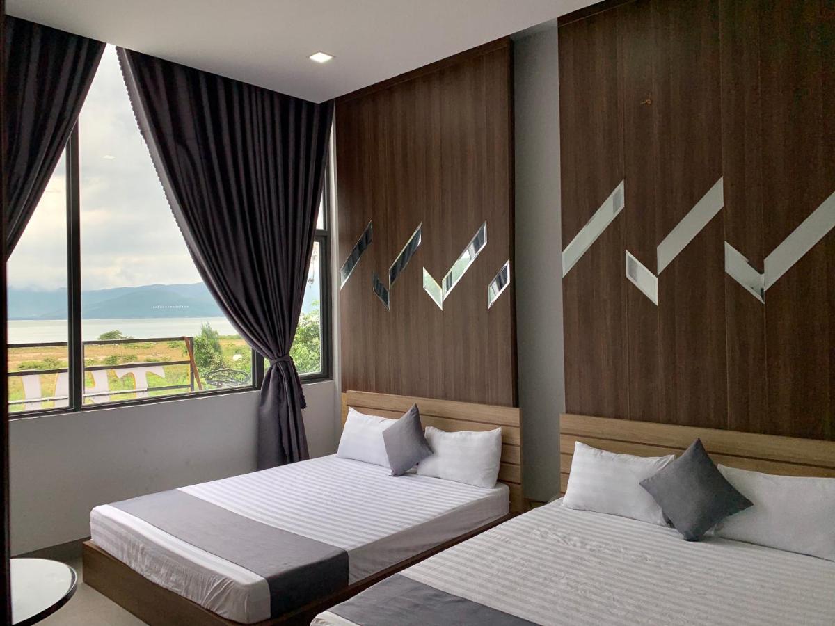 Quadruple Room with Sea View - Photo 2