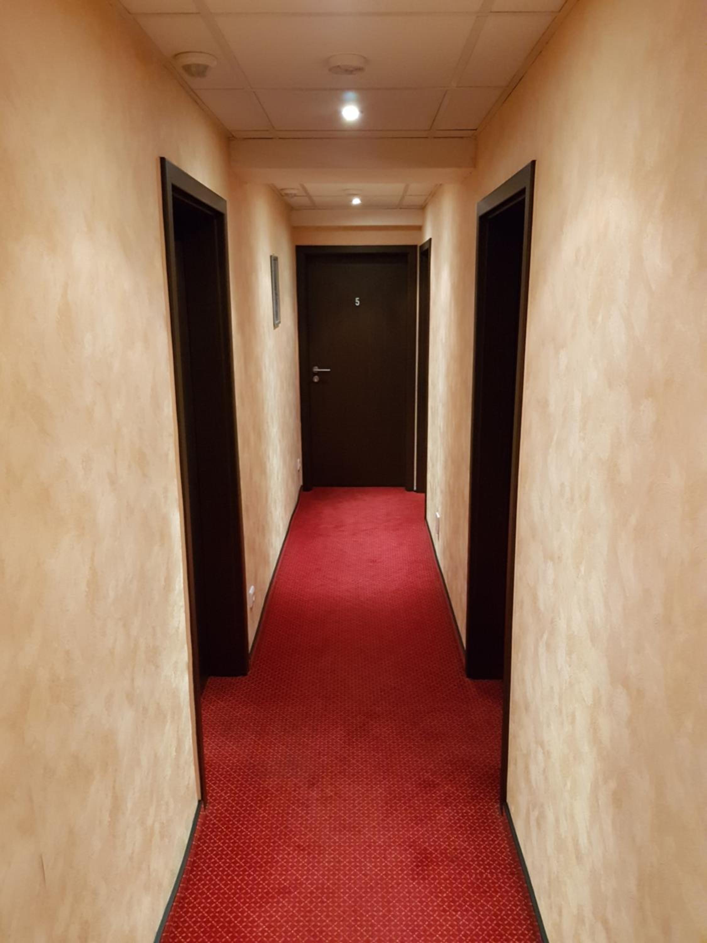 Deluxe Double Room With Shower photo 2