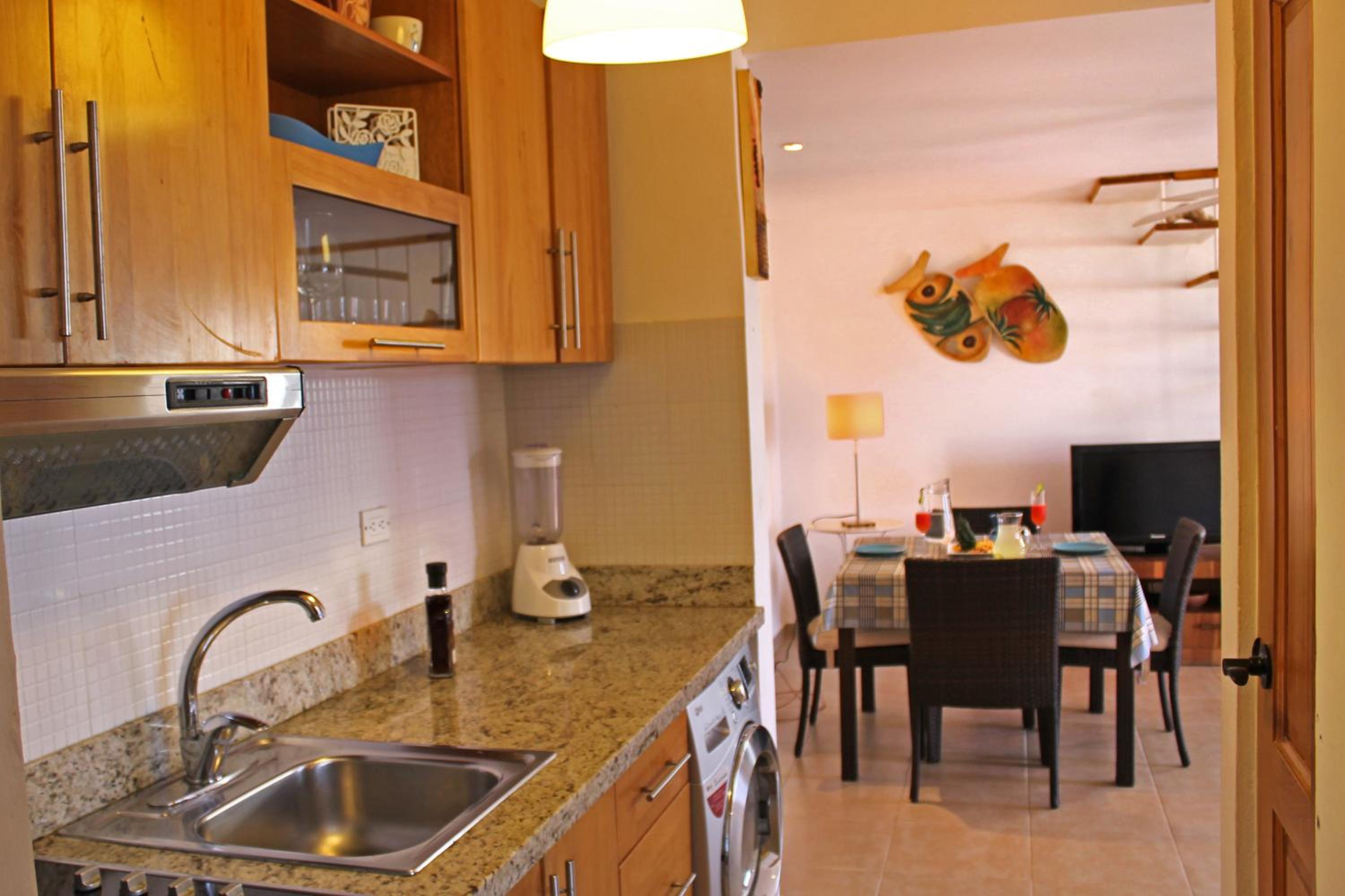 Apartment photo 2