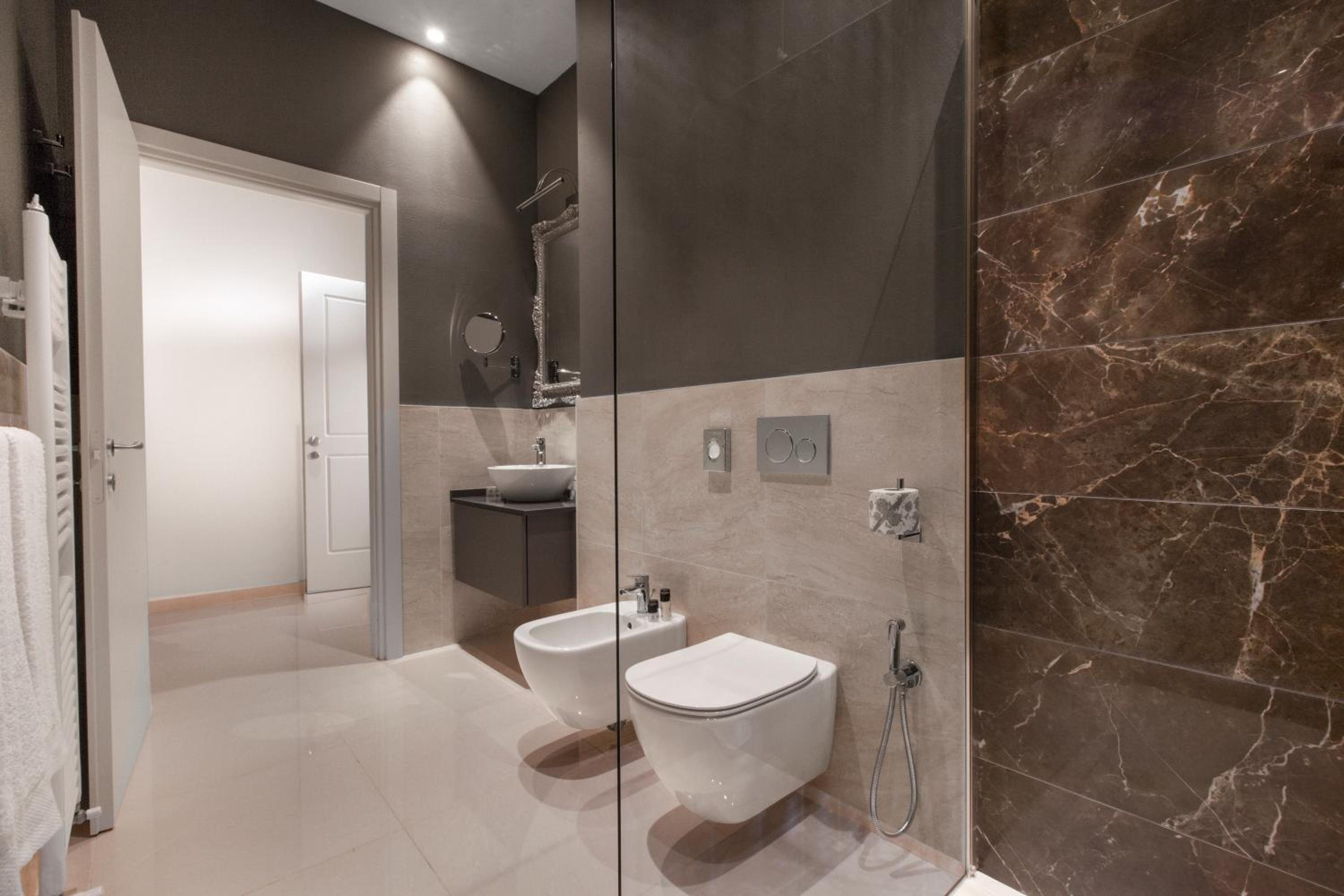 One-Bedroom Apartment (2 - 3 Adults) - Photo 15