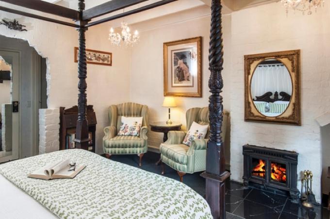 Queen Room with Garden View