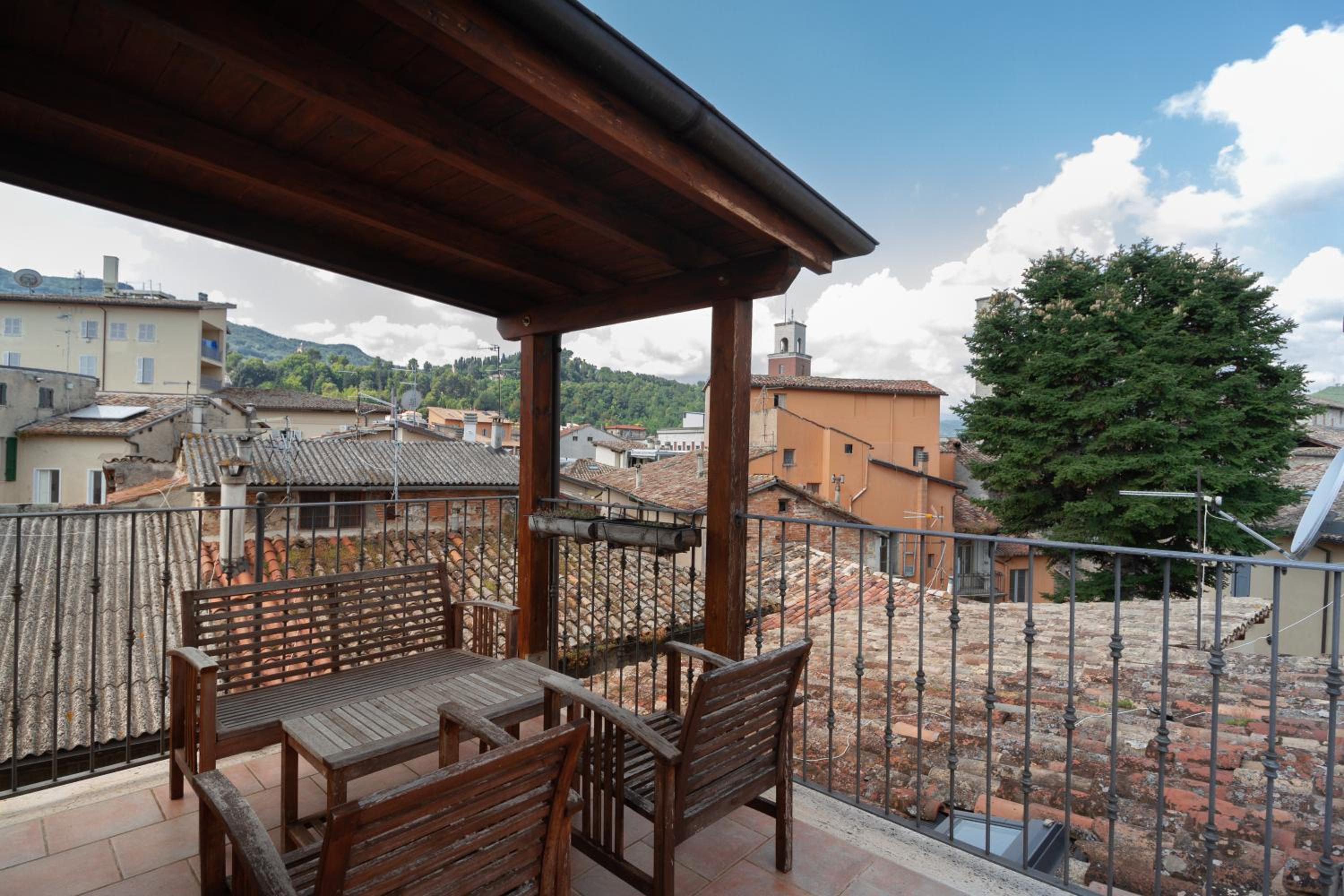 Apartment with Terrace photo 2