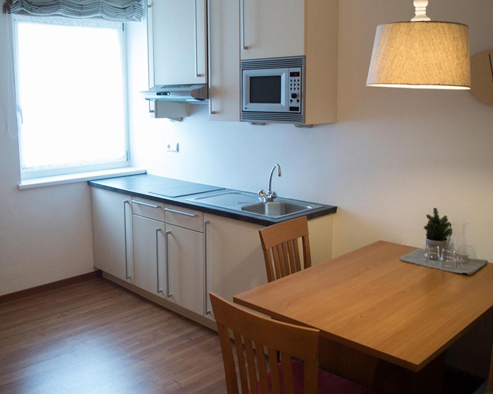 Apartment photo 2