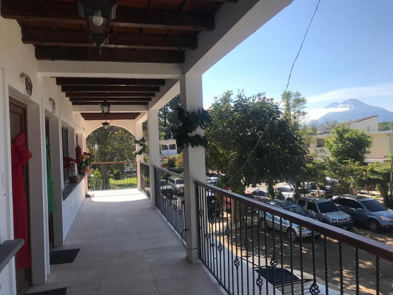 Twin Room with Courtyard View photo 3