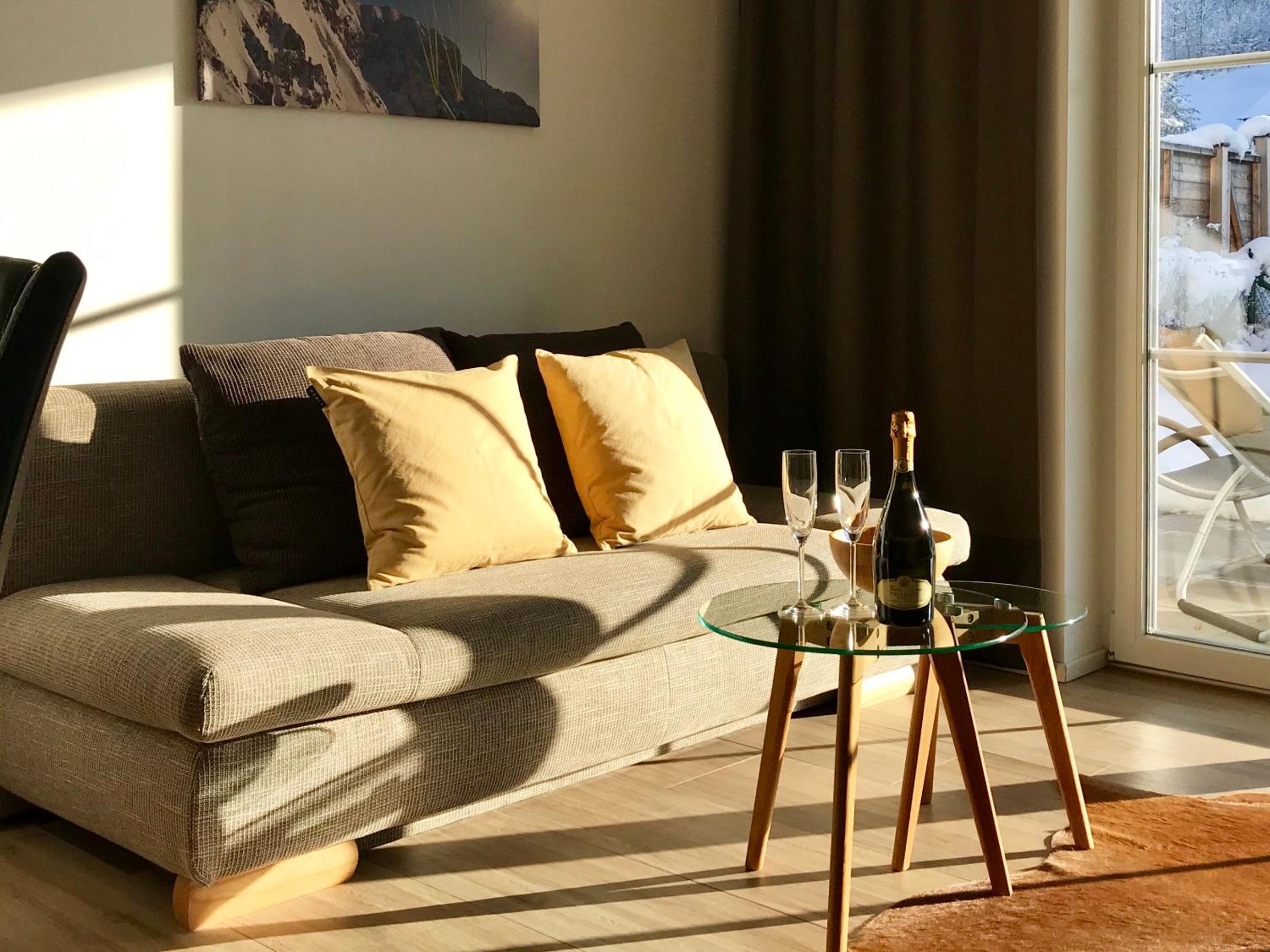 One-Bedroom Apartment photo 2