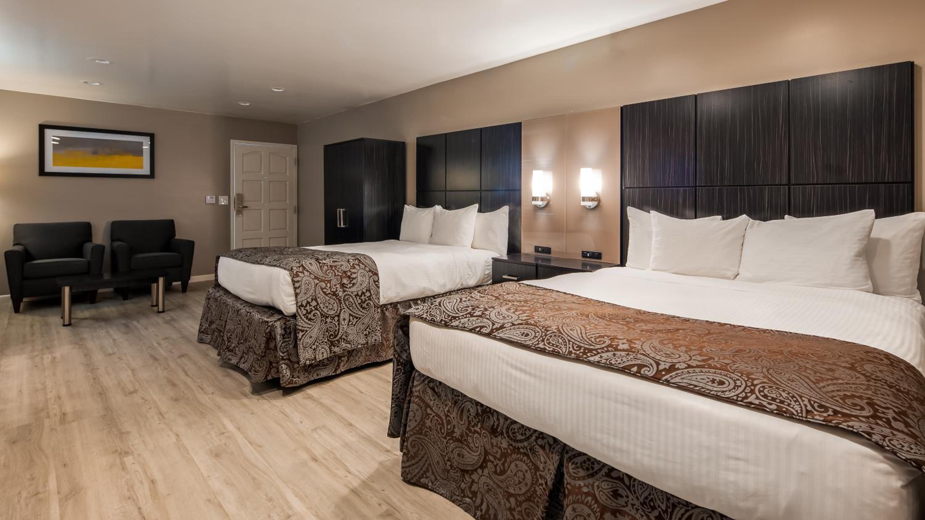 Queen Room with Two Queen Beds - Communication Assistance/Disability Access/Non-Smoking - Photo 1