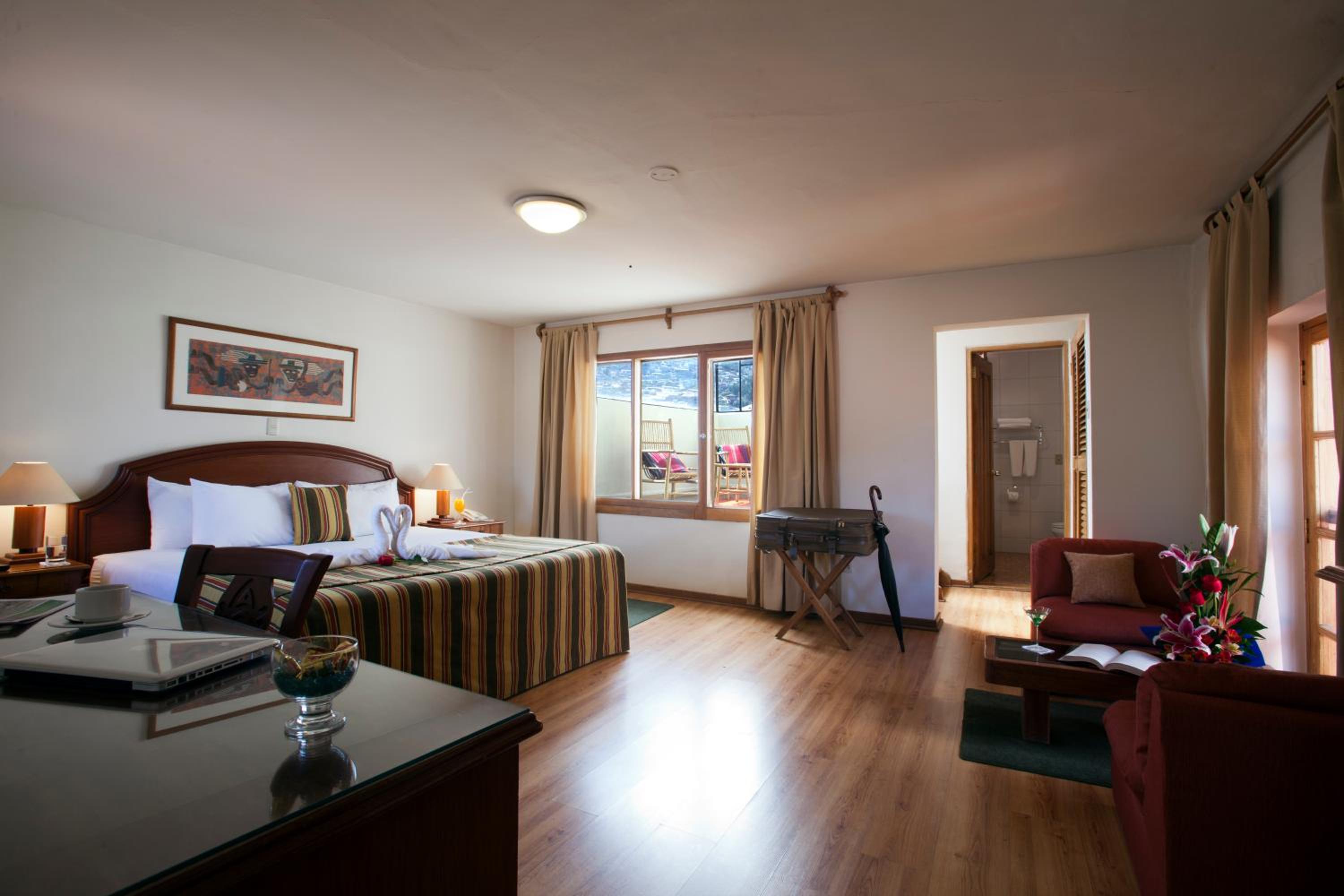 Deluxe Suite