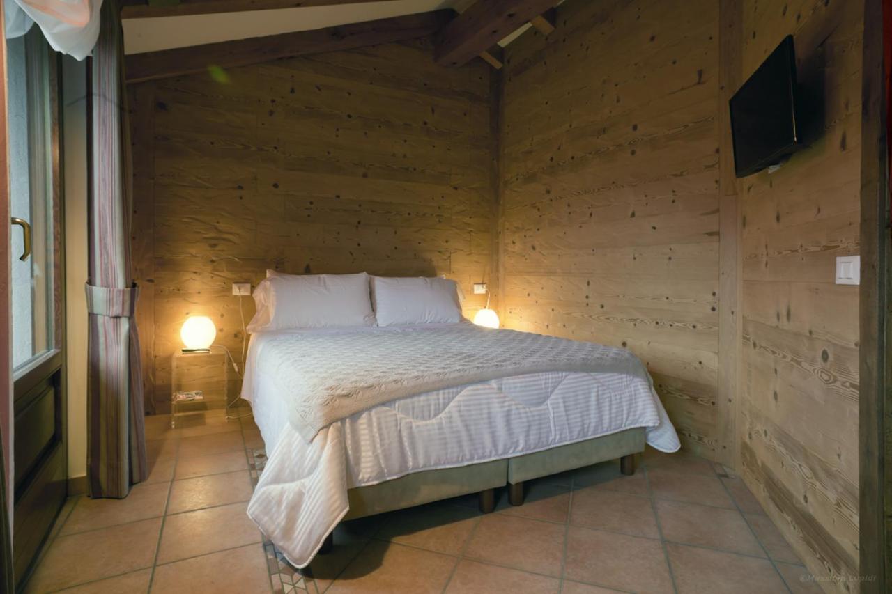 Superior Suite - Photo 6