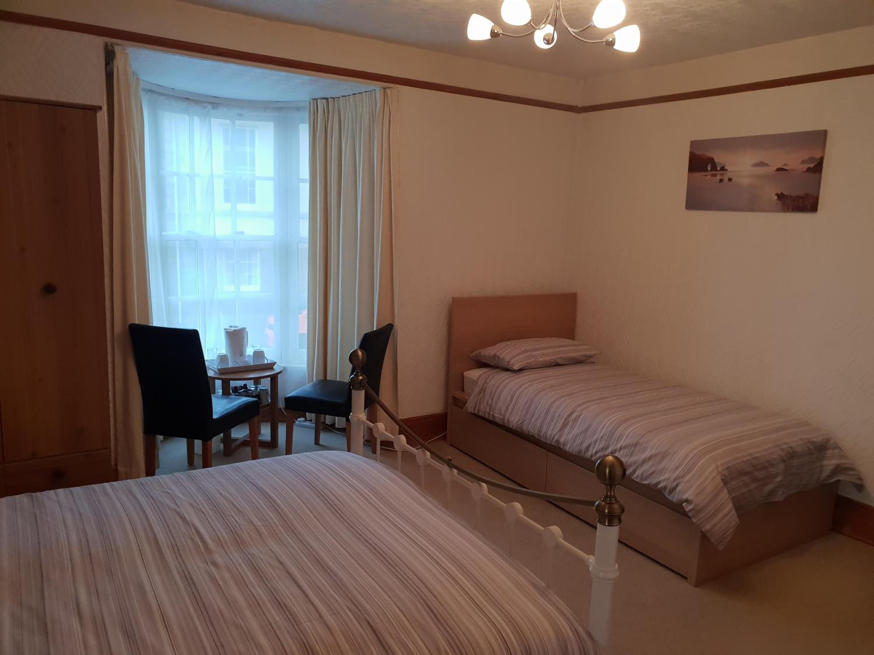 Family Room With Sea View En Suite photo 2