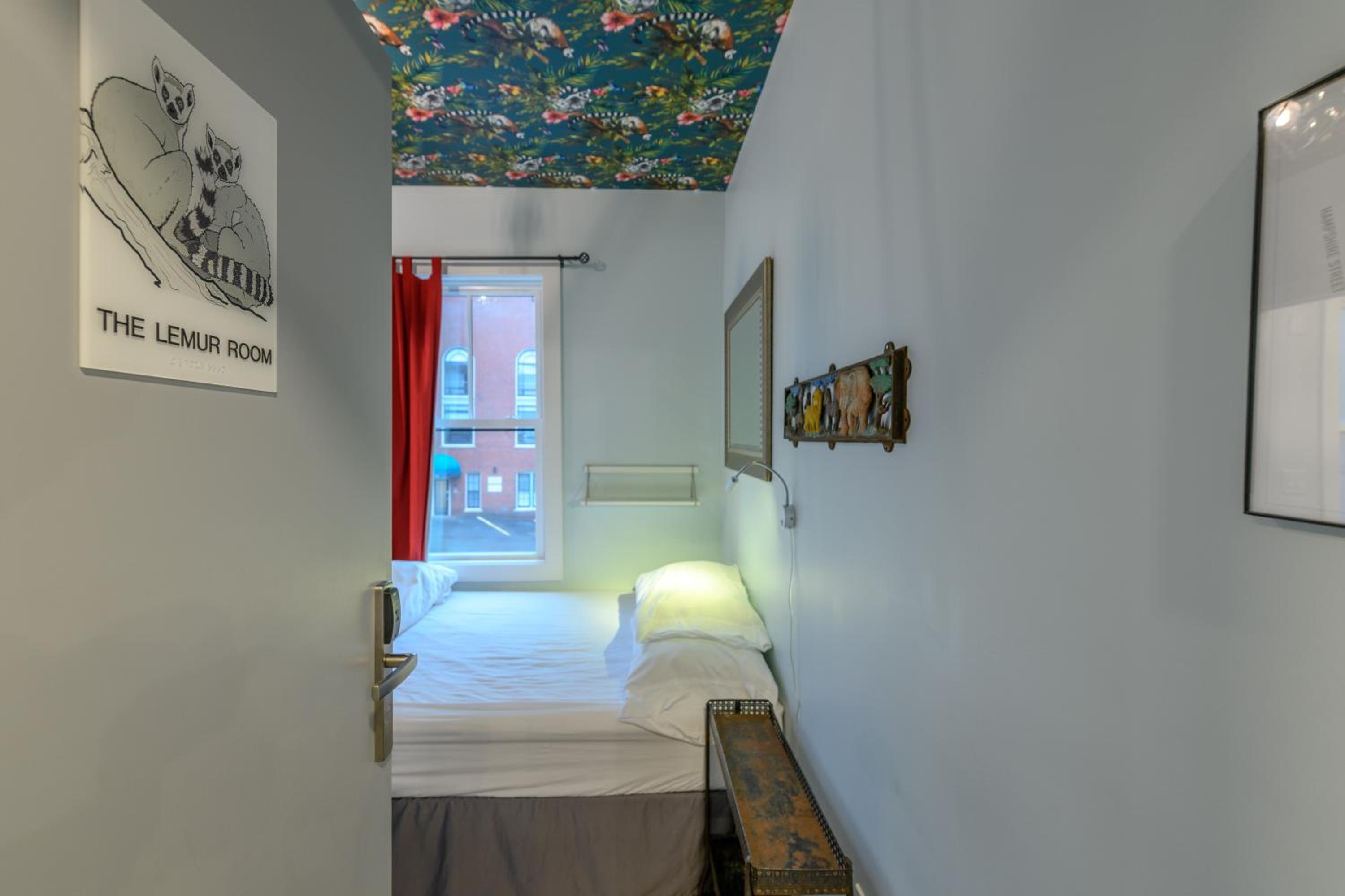 Double Room with Private Bathroom - Photo 4