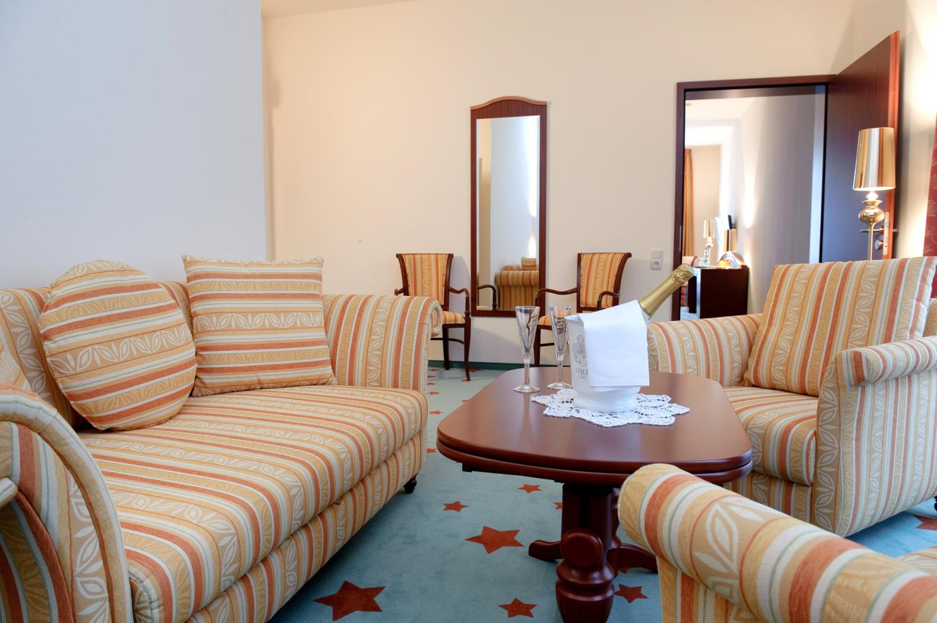 Grand Suite - Photo 2