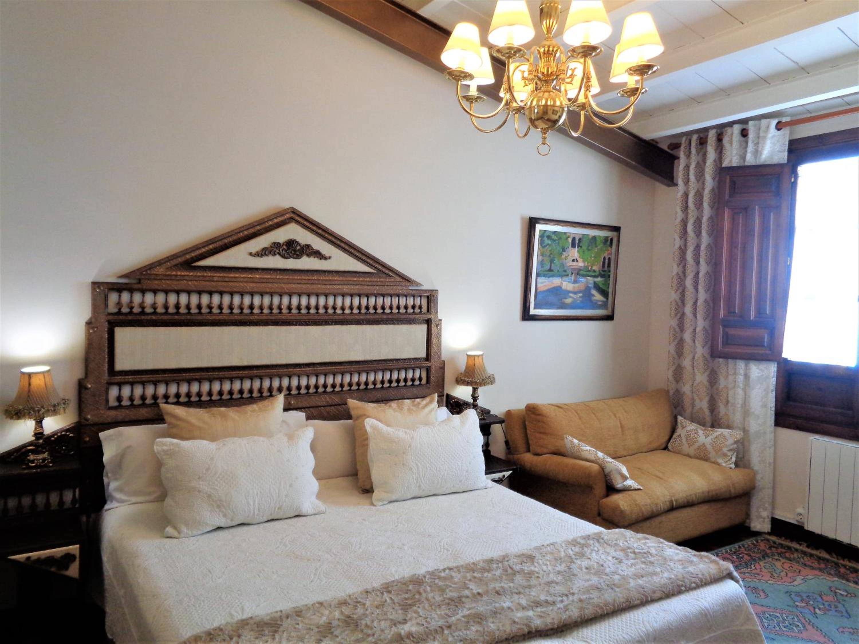 Charm Double Room - Photo 1