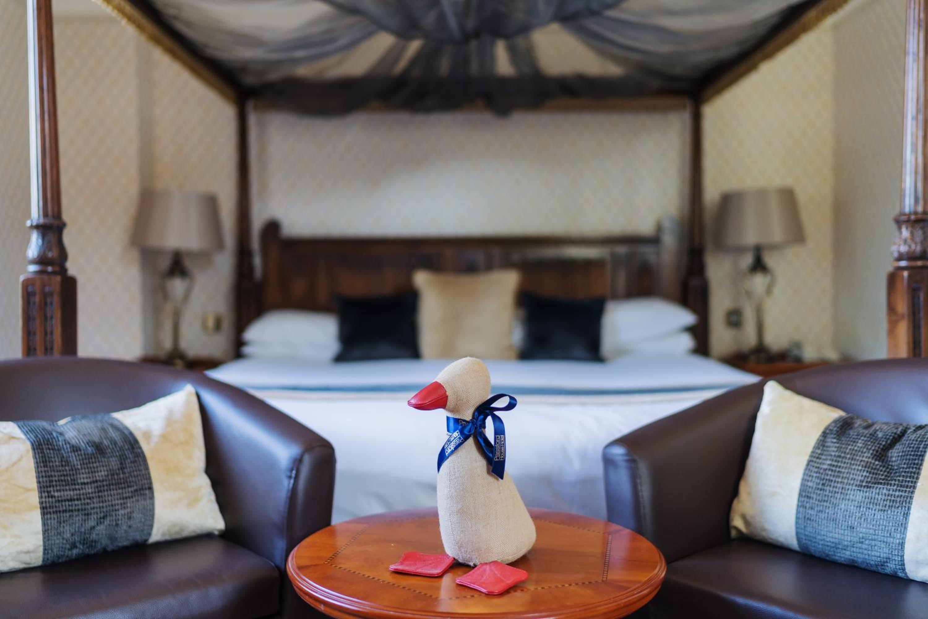 Four Poster Room photo 2