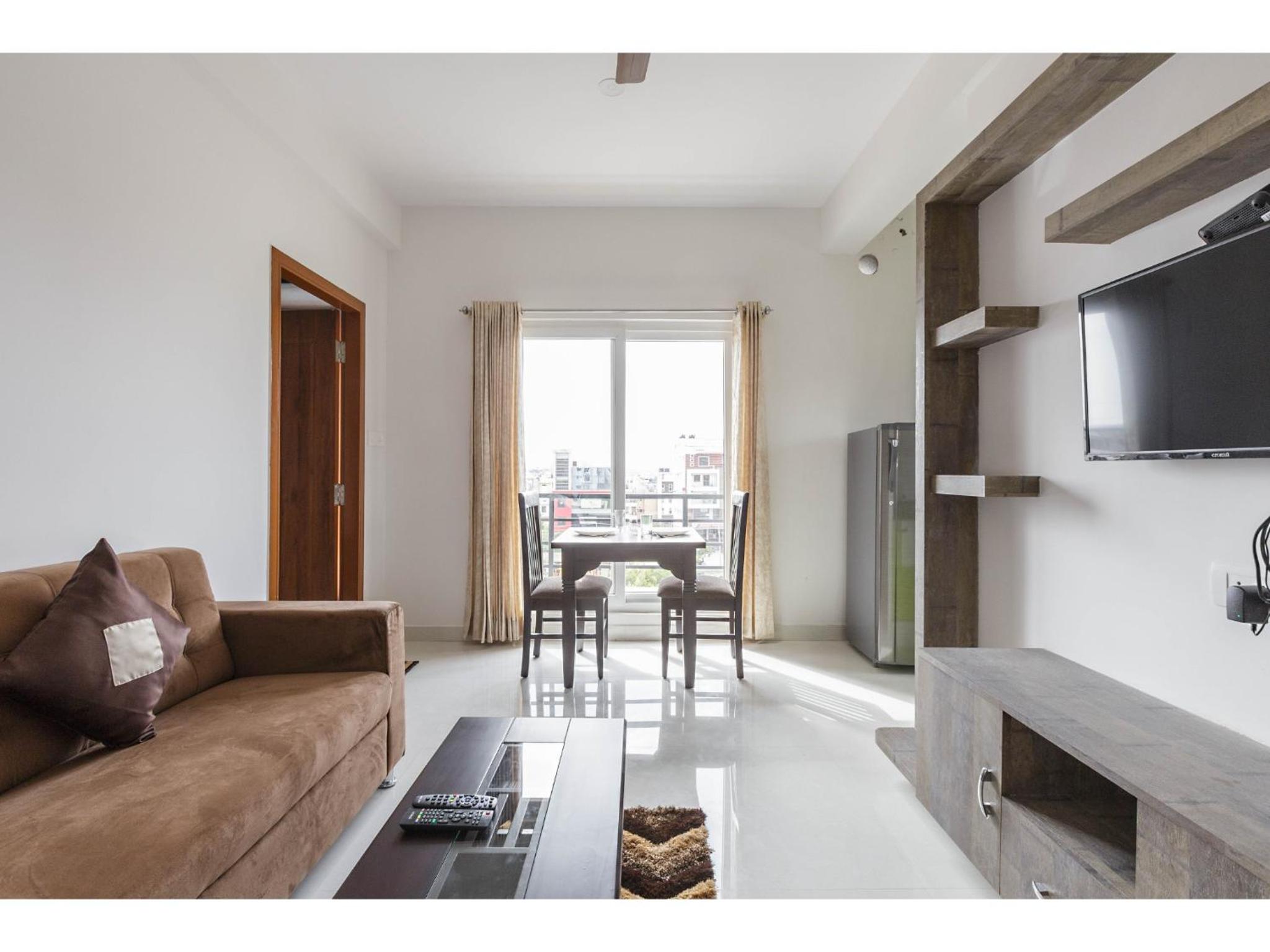 Standard One-Bedroom Apartment - Photo 8