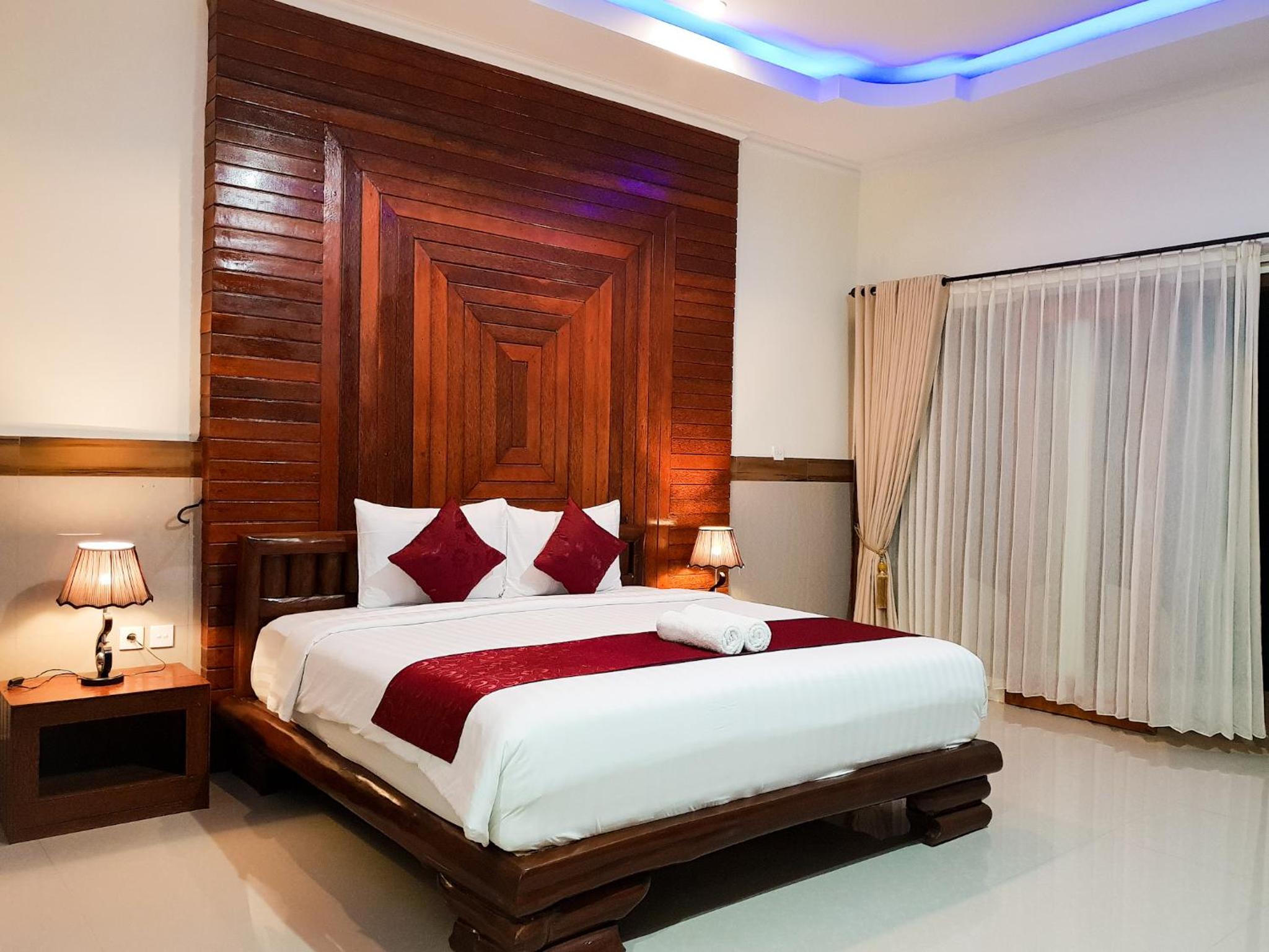 Deluxe Double Room with Sea View - Photo 1