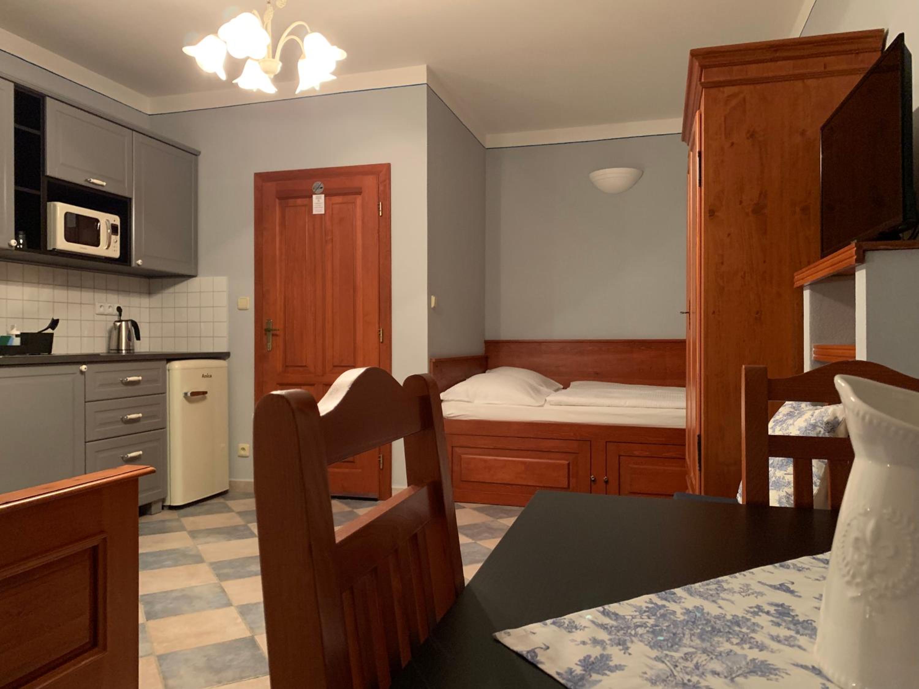 Family Suite (2 Adults + 2 Children) photo 2