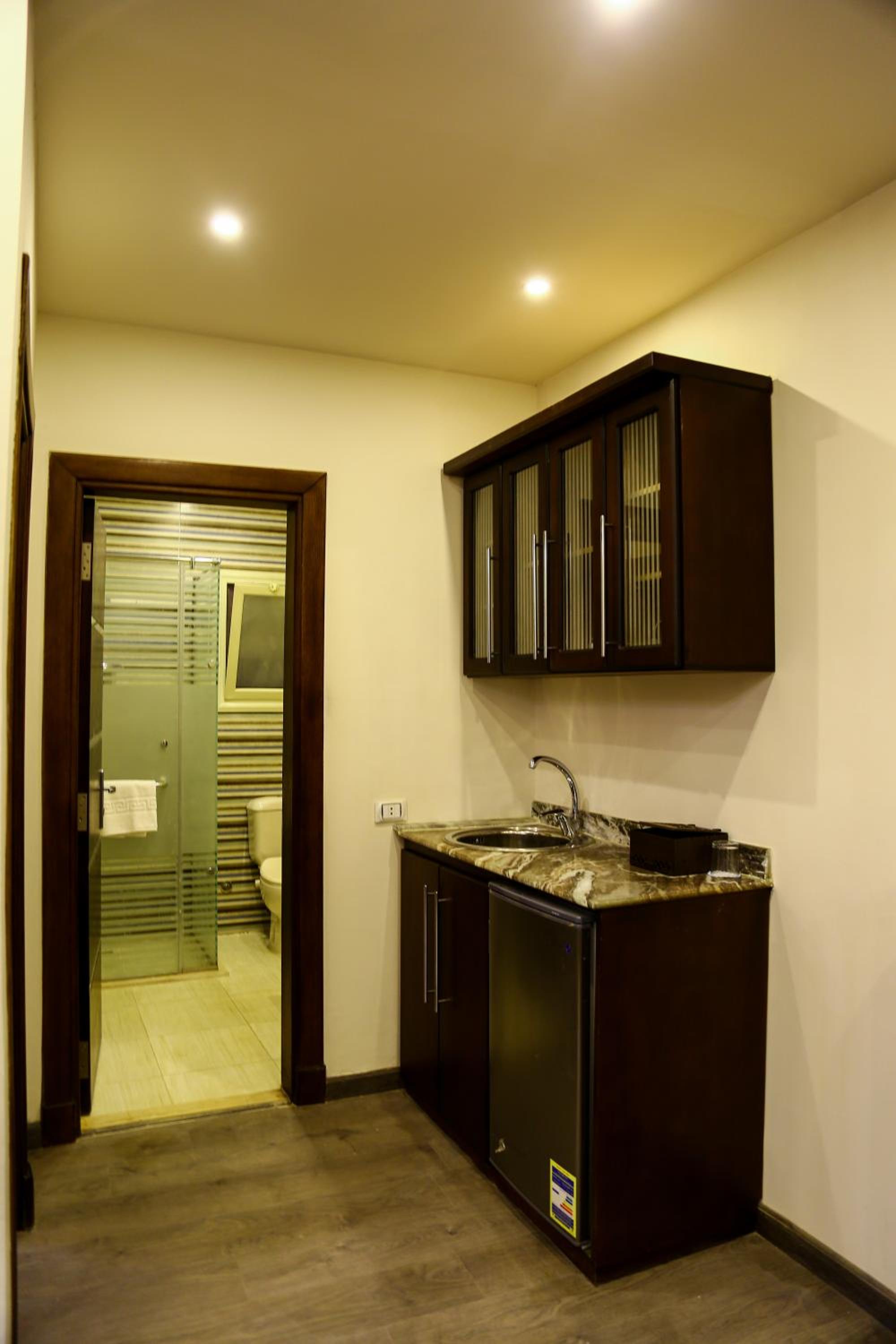 Deluxe Triple Room photo 2