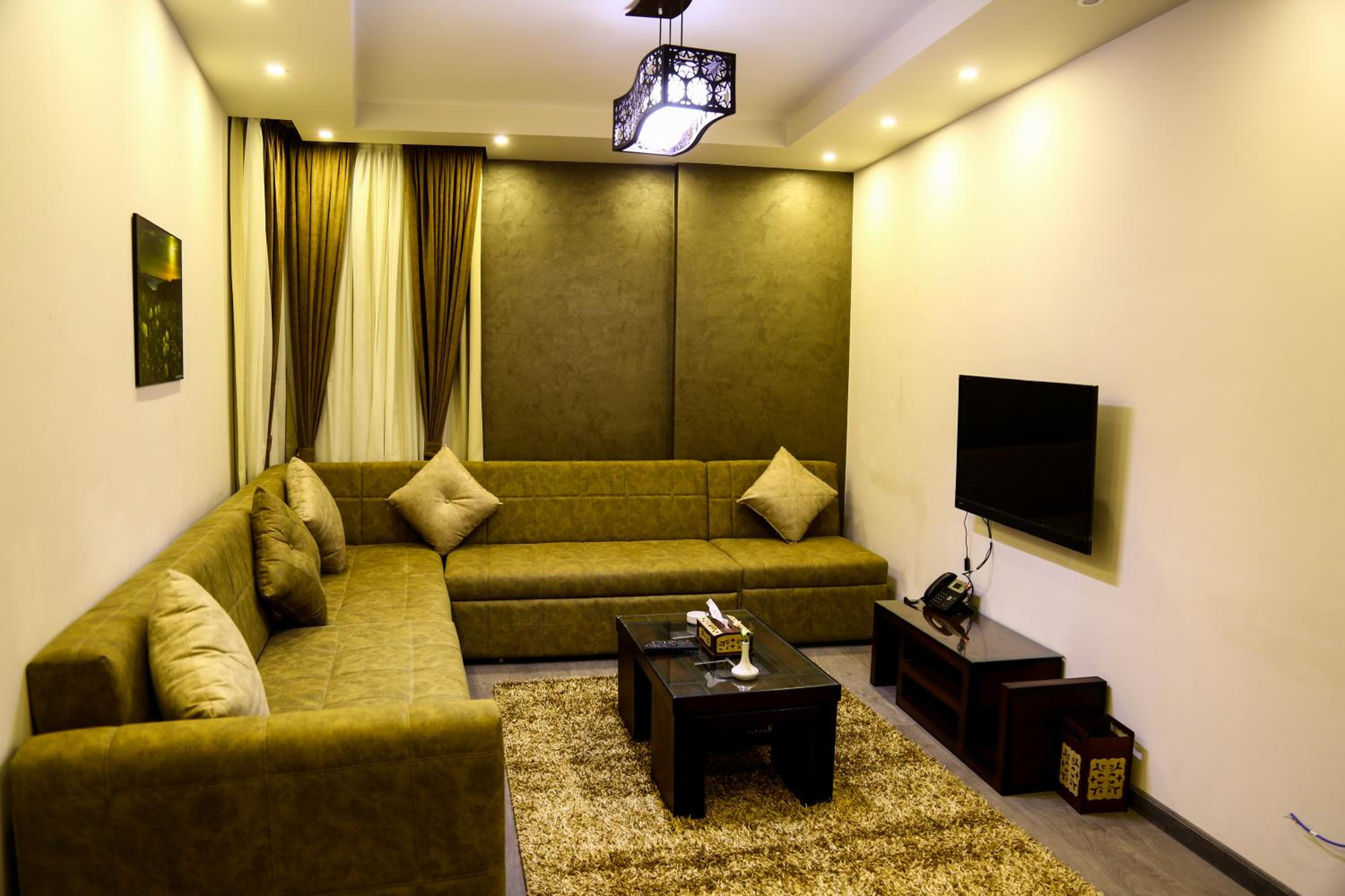 Apartment photo 1