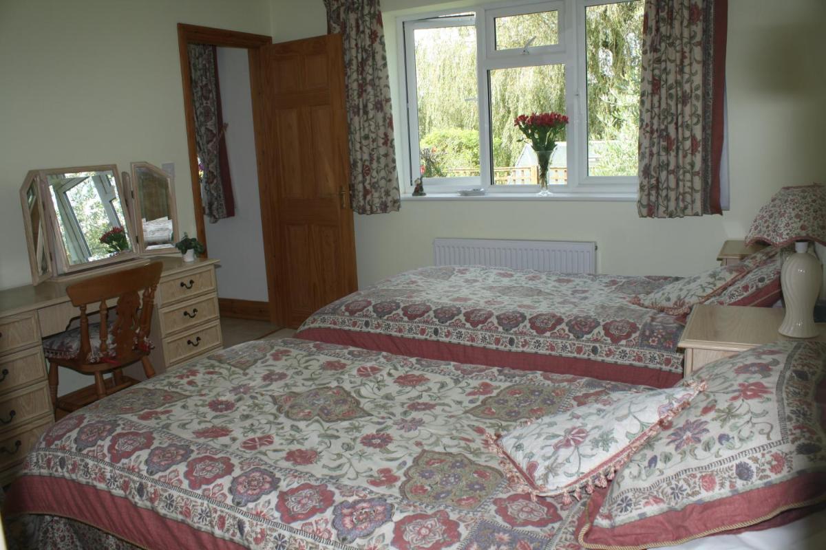 Double or Twin Room with Garden View photo 1