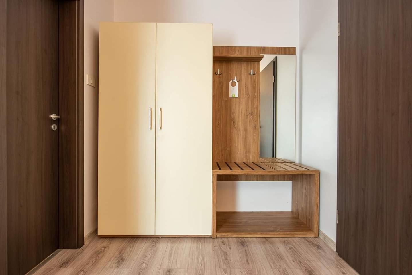 Deluxe Single Room with Balcony photo 3