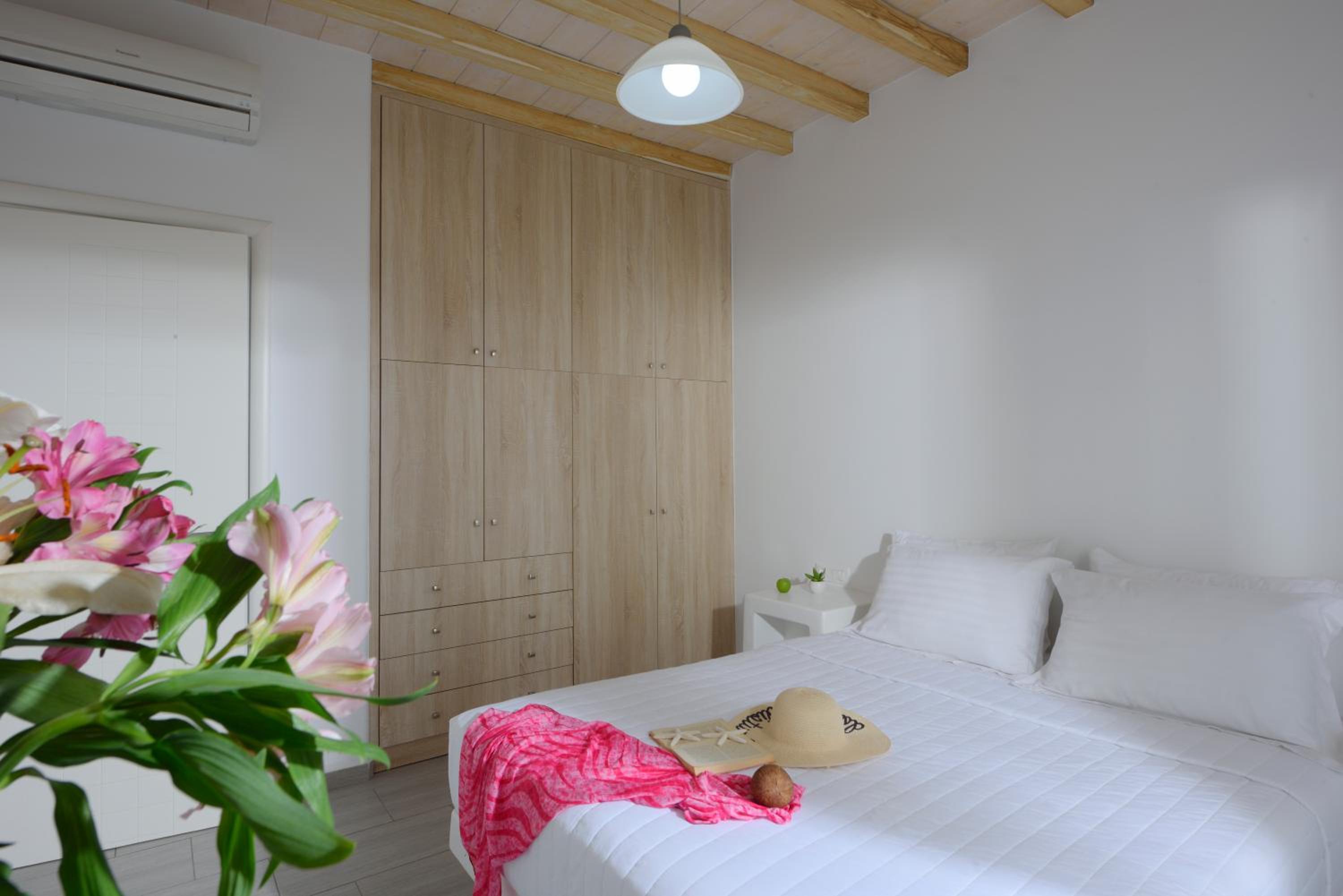 Two-Bedroom Apartment - Photo 7