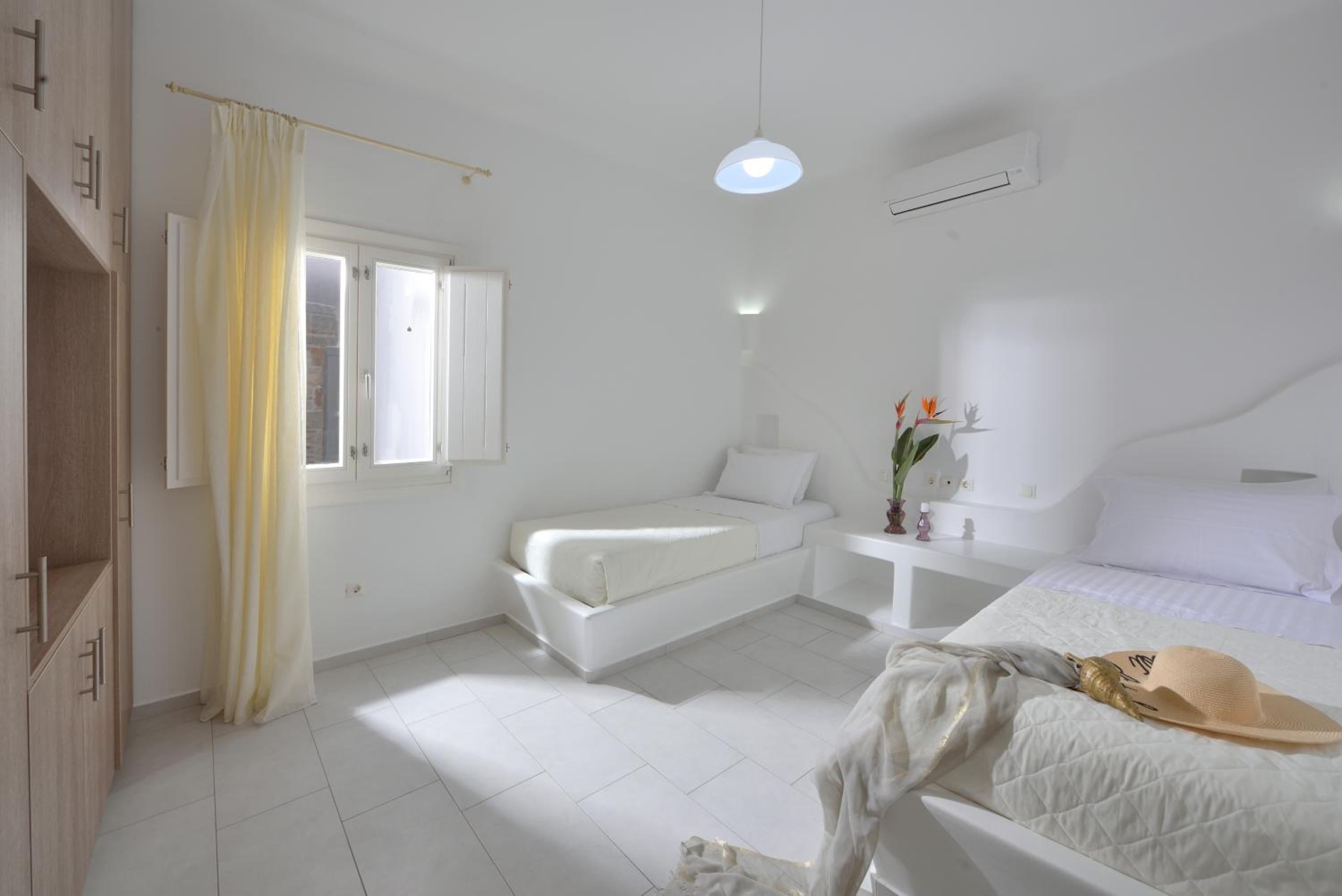 Two-Bedroom Apartment - Photo 3