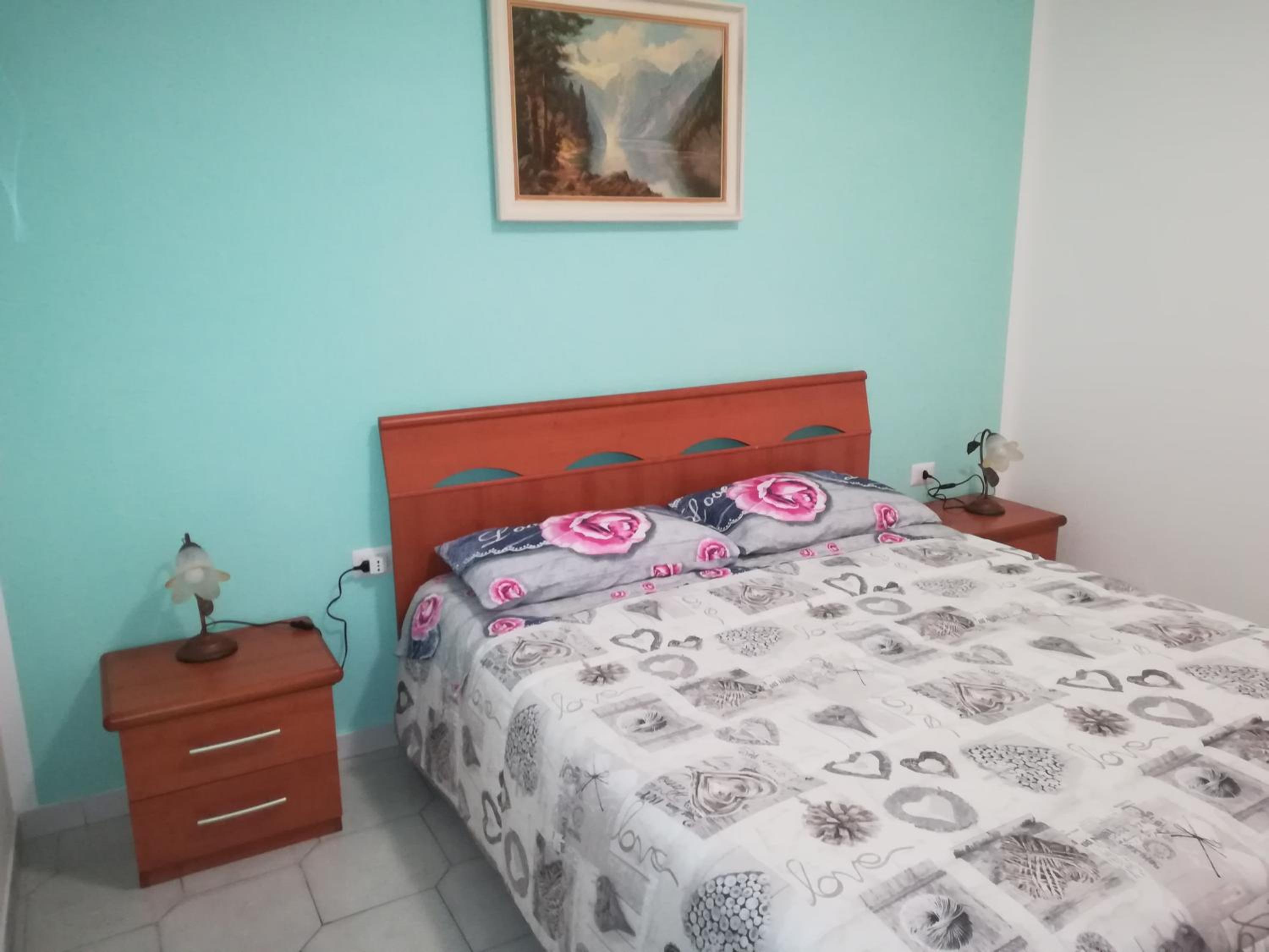 Double Room with Private Bathroom - Photo 7