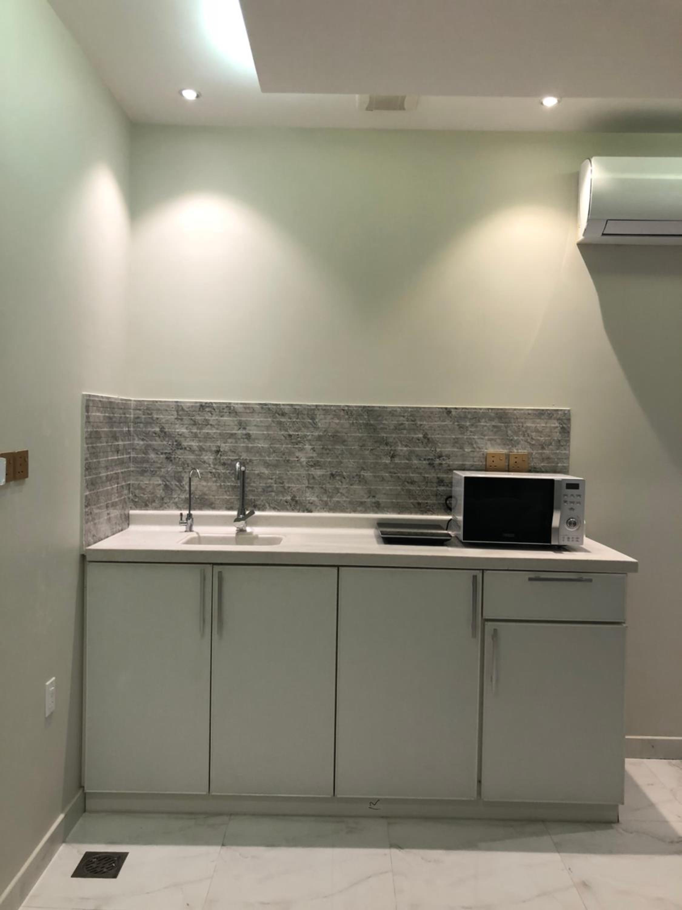 Studio Apartment photo 2